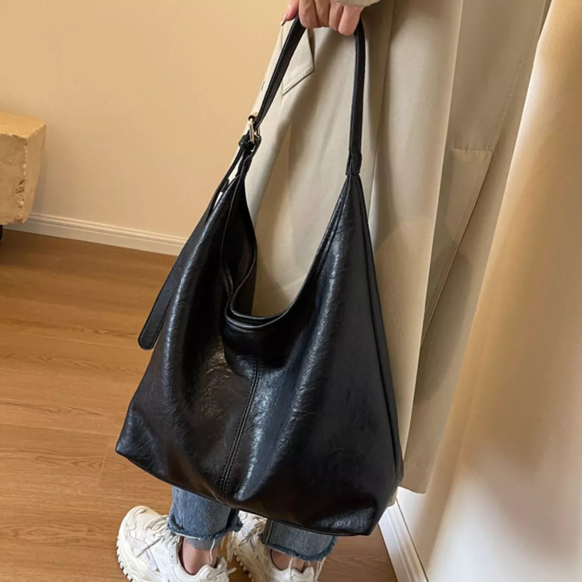 Adjustable Strap Shoulder Bag