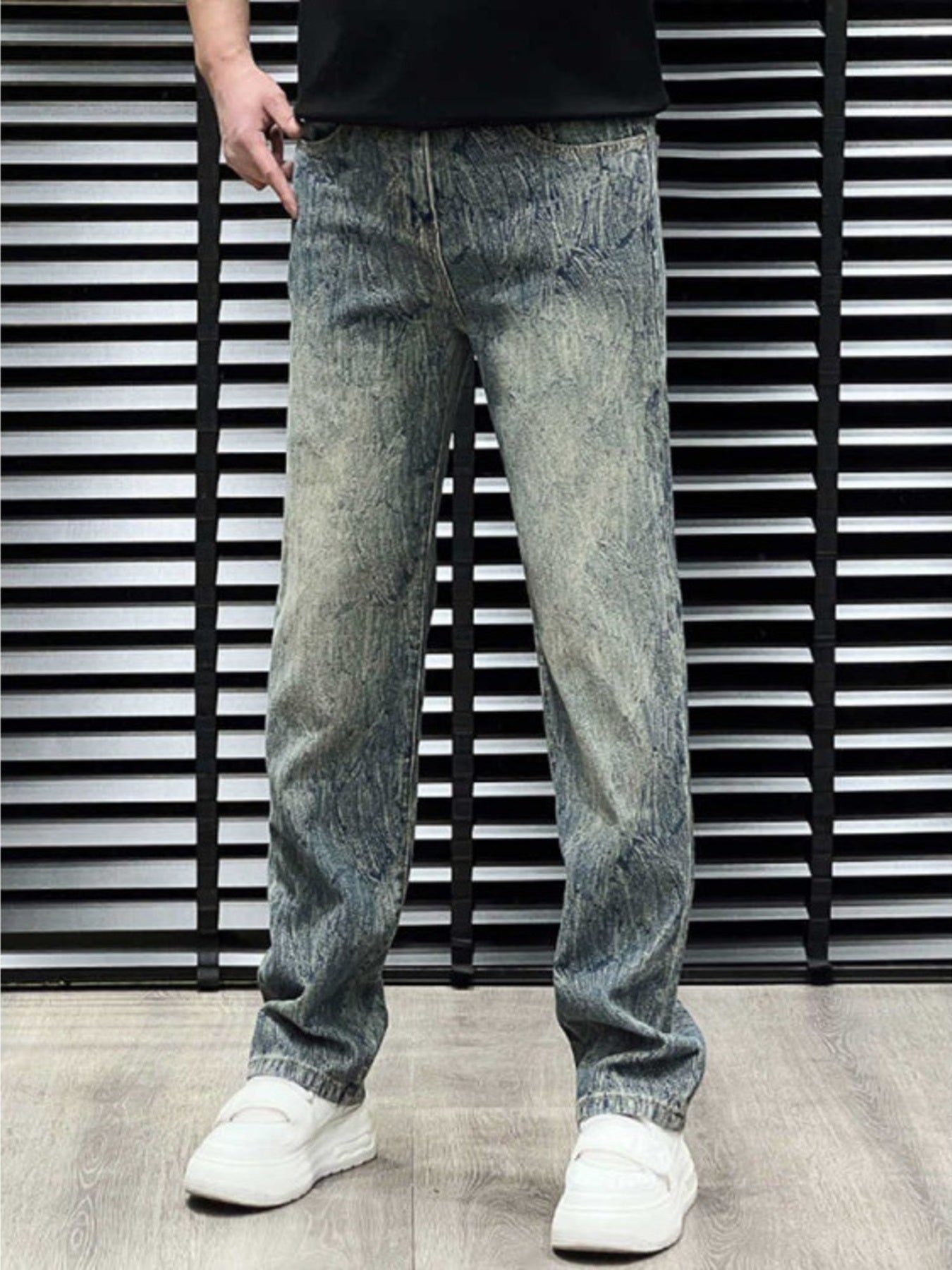 Men's Vintage Wash Relaxed Fit Jeans