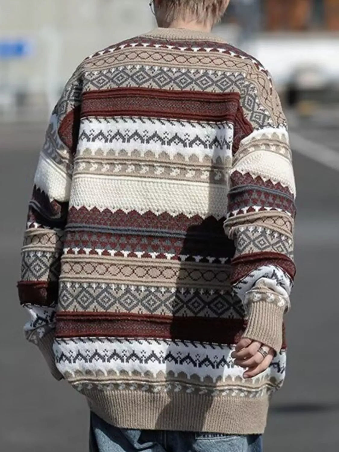 Men's Vintage Pattern Round Neck Knitted Sweater