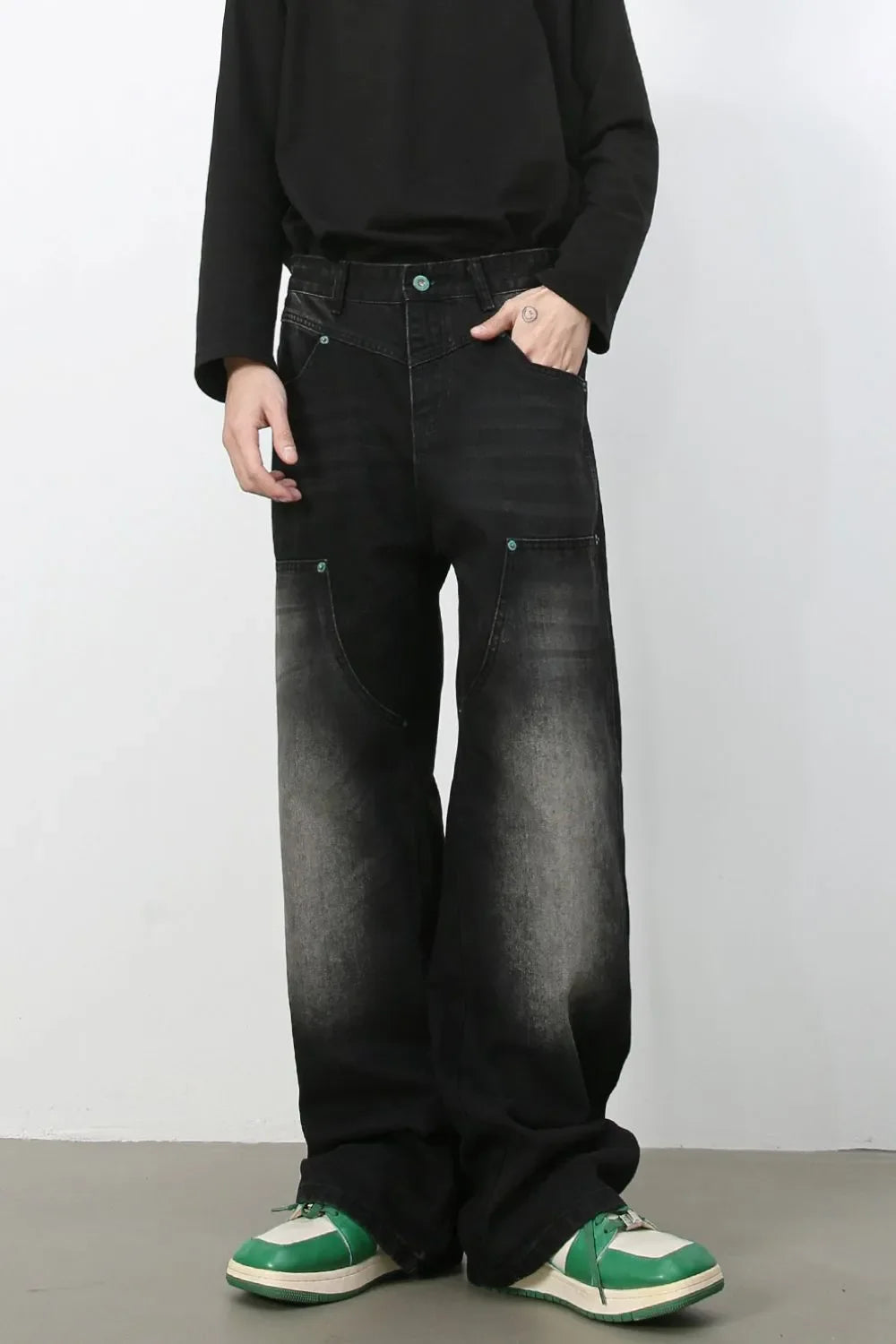Men's Wide Leg Jeans