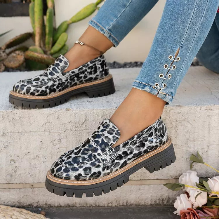 Round Toe Platform Loafers