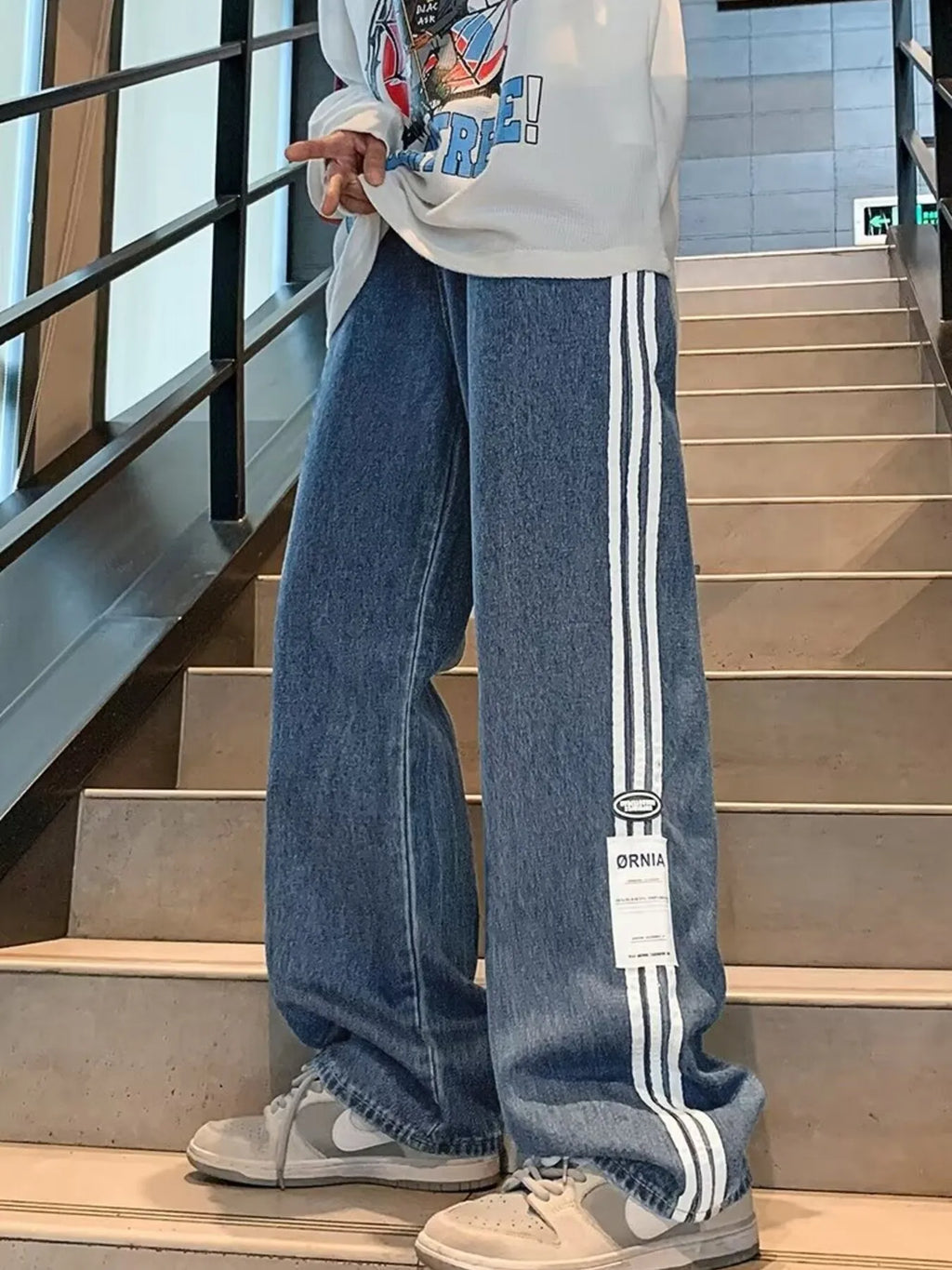 Men's Plus Size Striped Wide-Leg Jeans