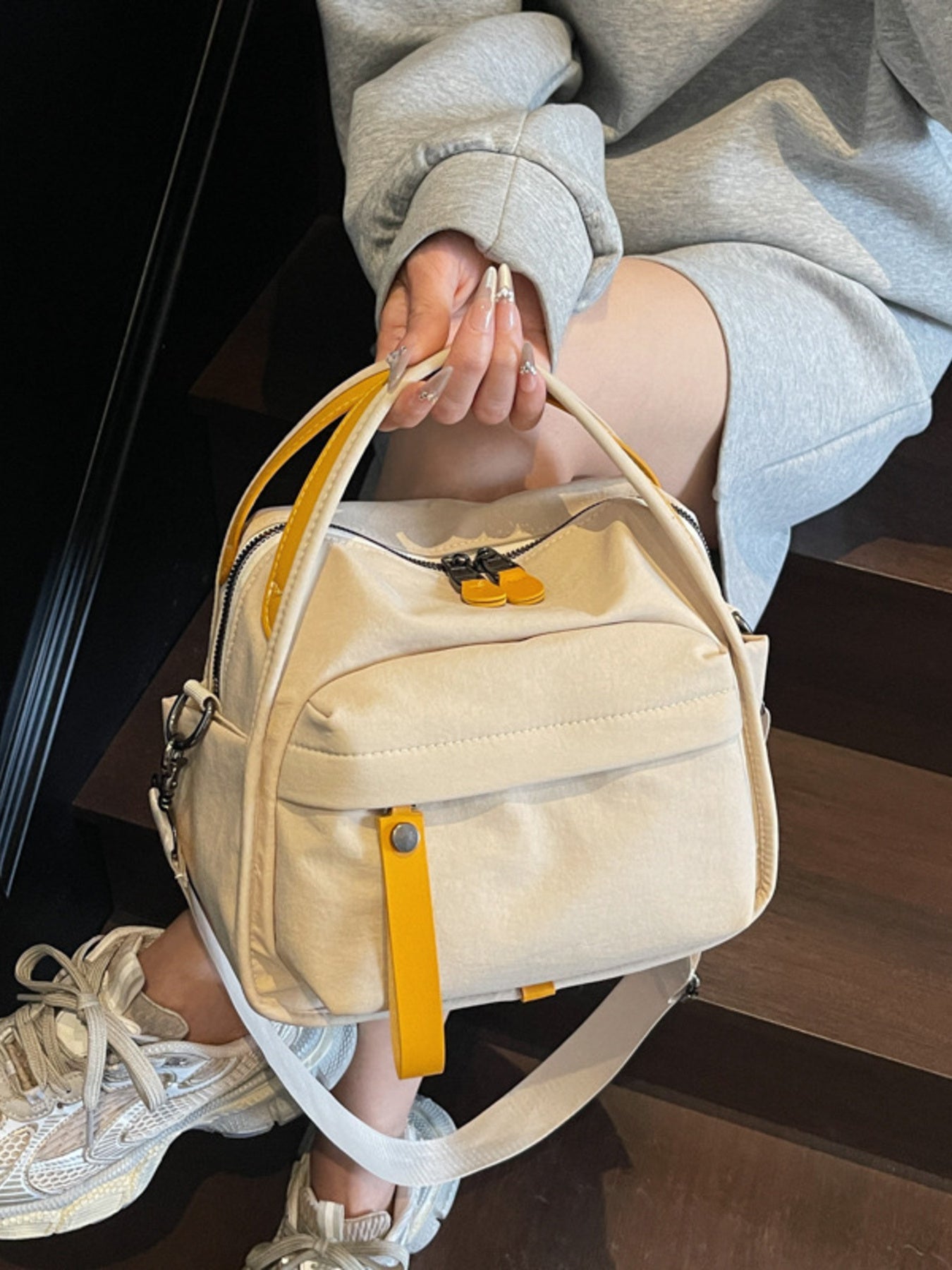 Casual Style Lightweight Crossbody Bag