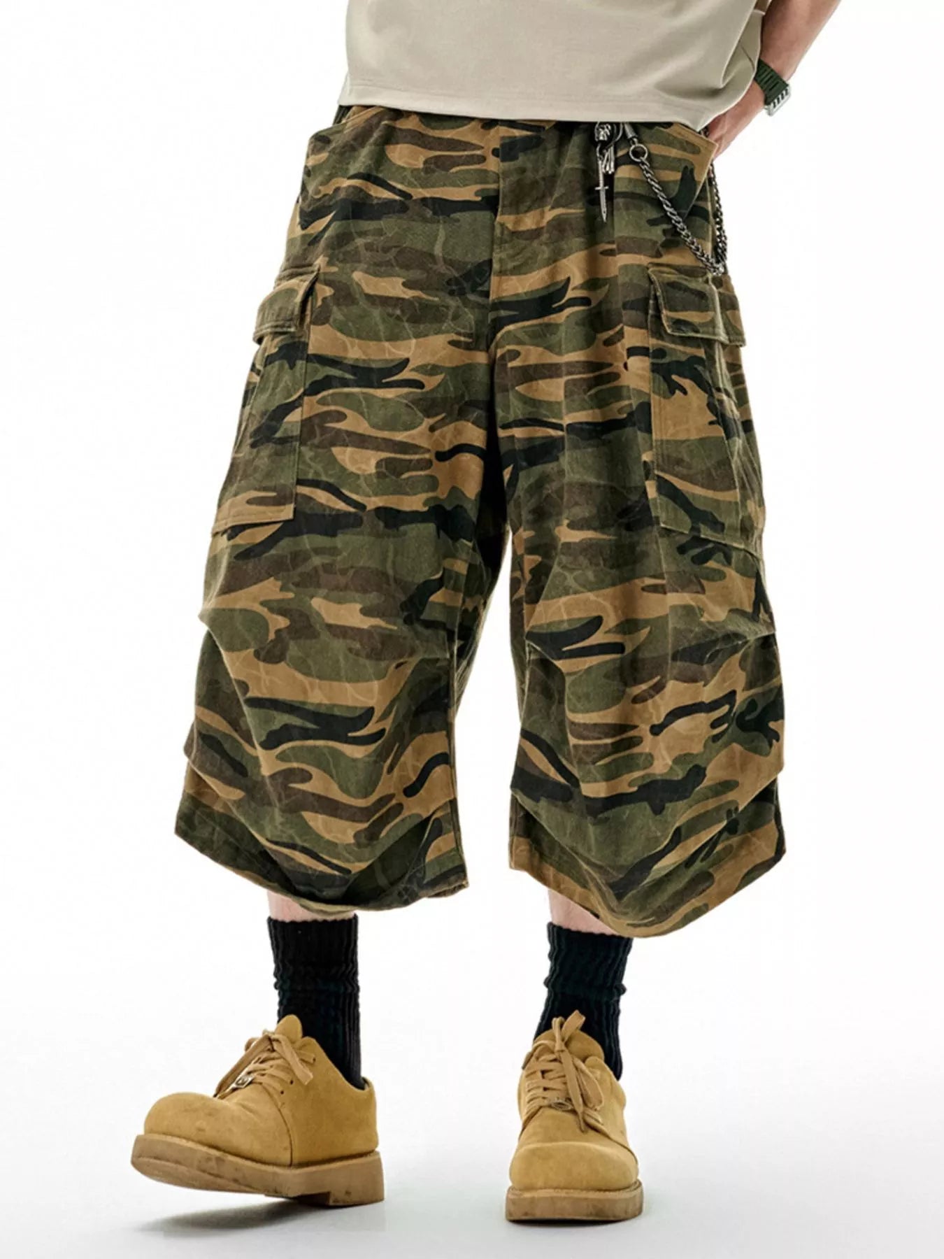Men's Camo Cargo Culottes Shorts