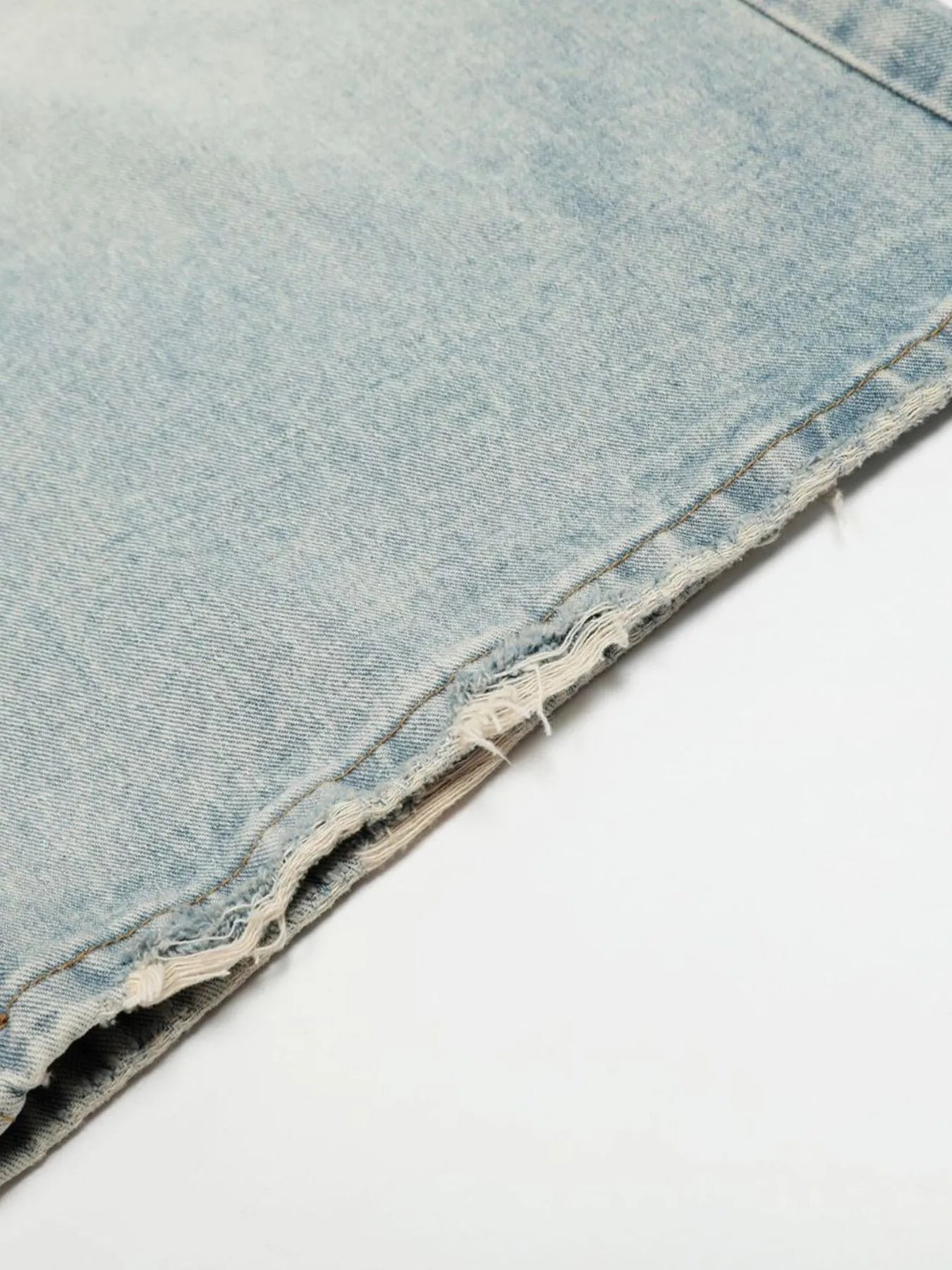 Men's Wash Wide Leg Denim Shorts
