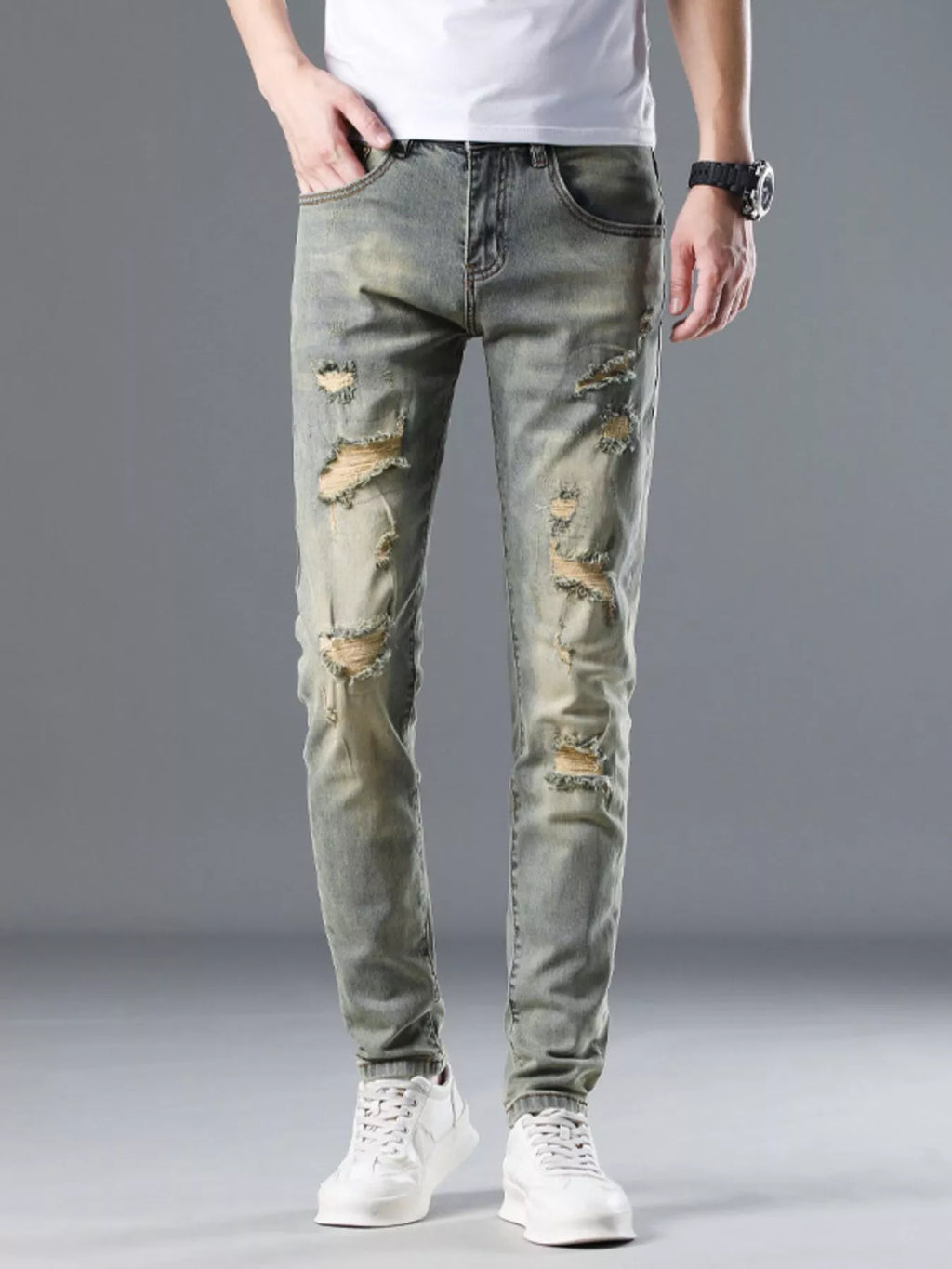 Men's Distressed Slim Fit Jeans