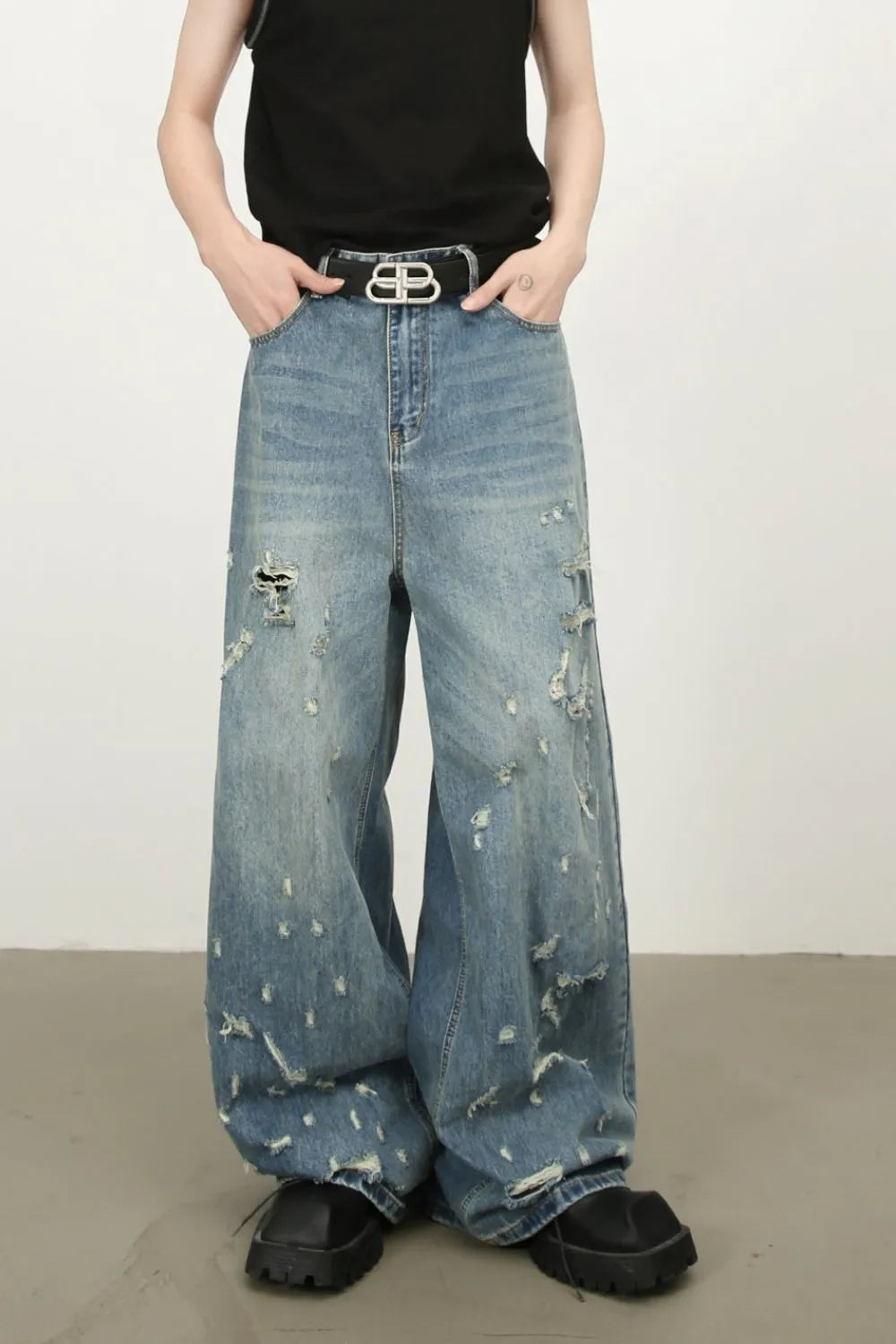 Men's Distressed Wide Leg Jeans