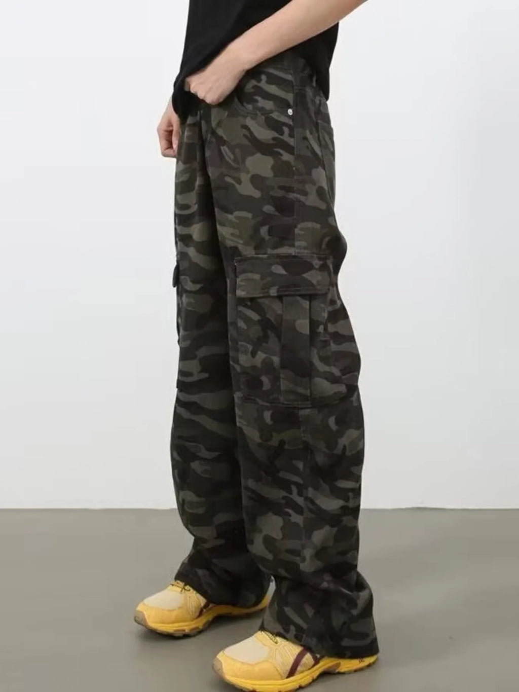 Men's Full Size Camo Print Wide Leg Cargo Jeans Plus Size