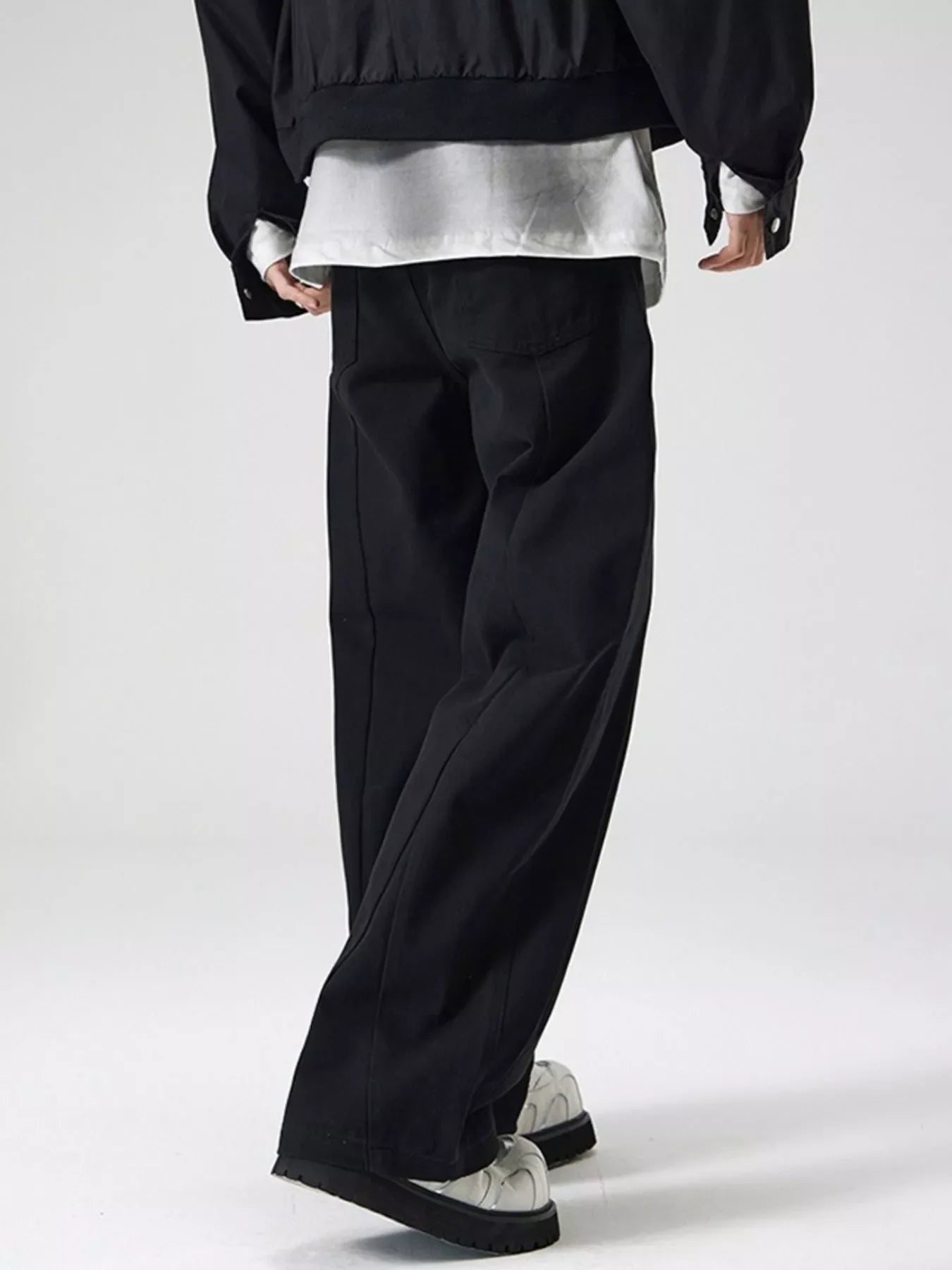Men's Wide Leg Jeans
