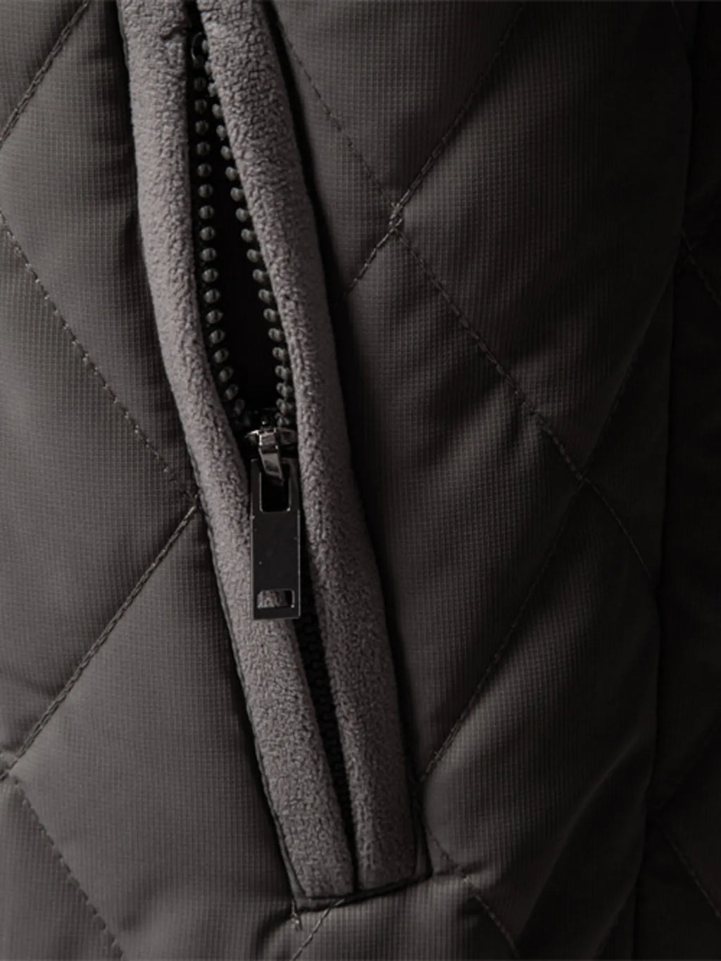 Men's Quilted Snap Down Long Sleeve Jacket