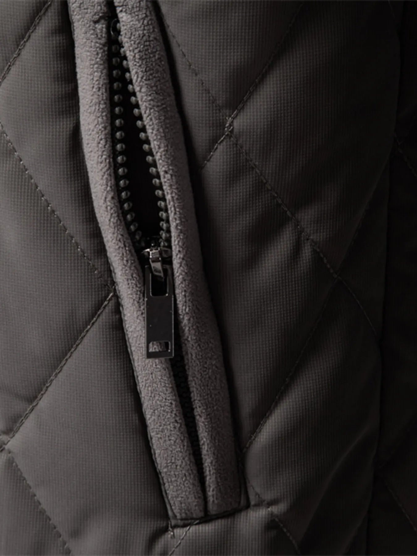 Men's Quilted Snap Down Long Sleeve Jacket