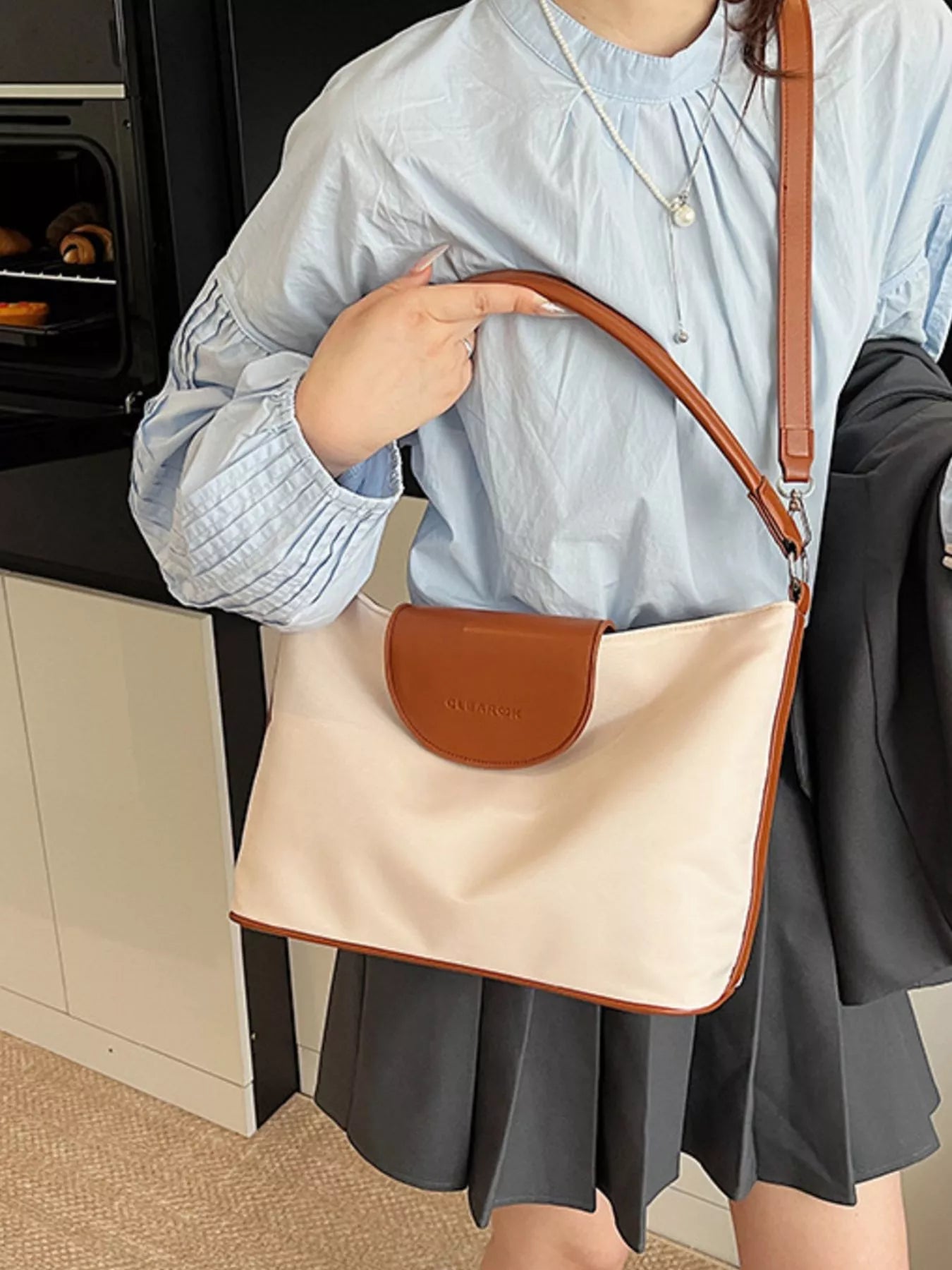 Lightweight Crossbody Bag