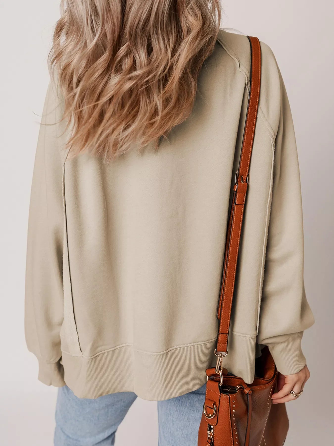 Raw Edge Exposed Seam Raglan Sleeve Side Slit Sweatshirt