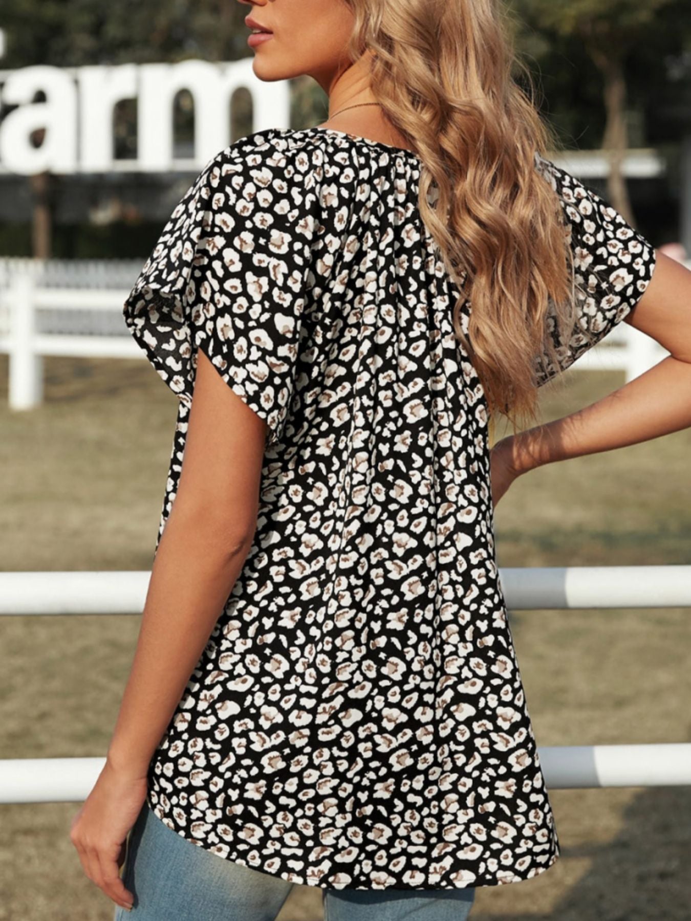 Multicolor V-neck Short Sleeve Leopard Blouse