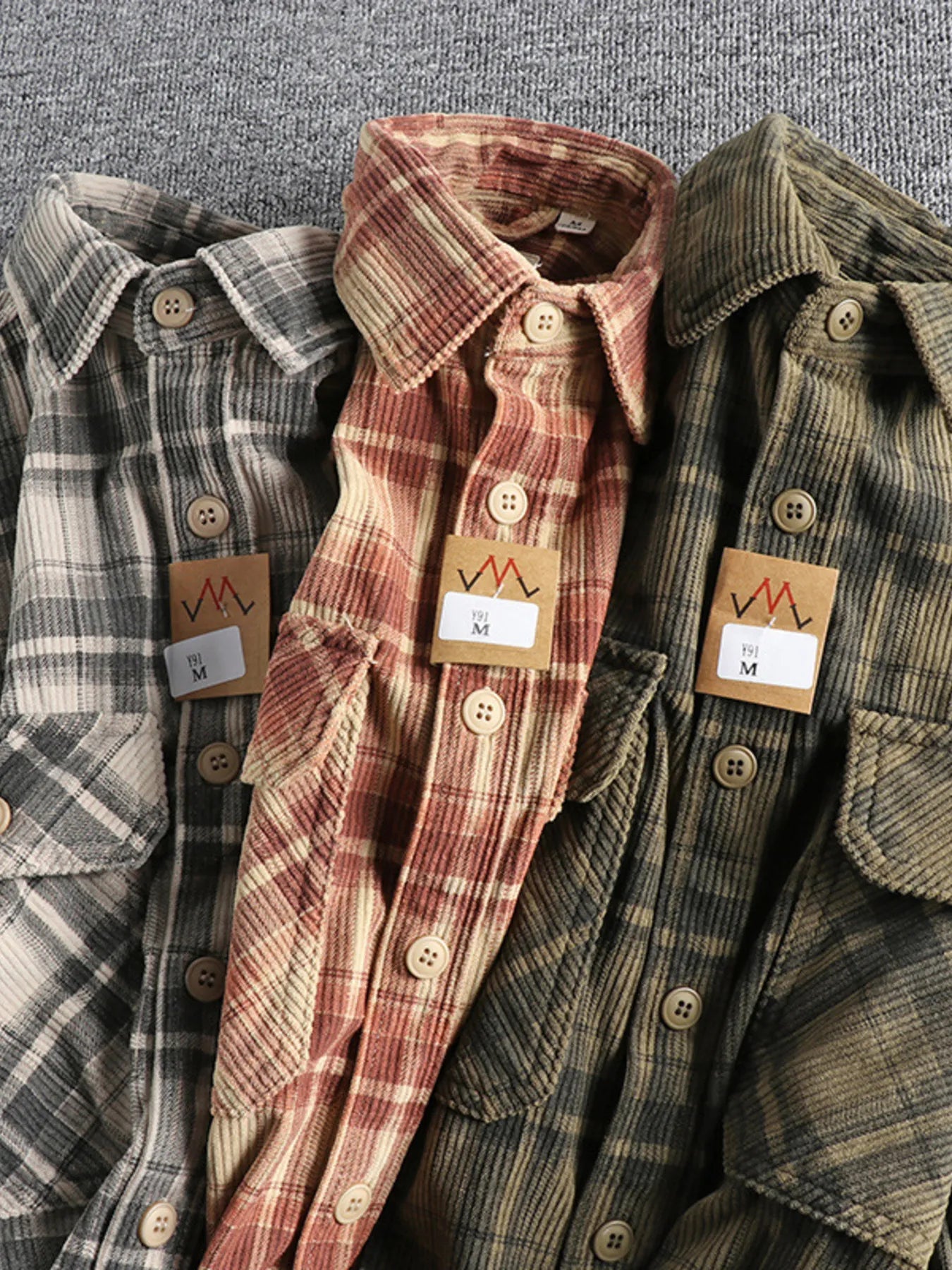 Men's Plus Size Button Down Plaid Corduroy Shirt with Chest Pockets