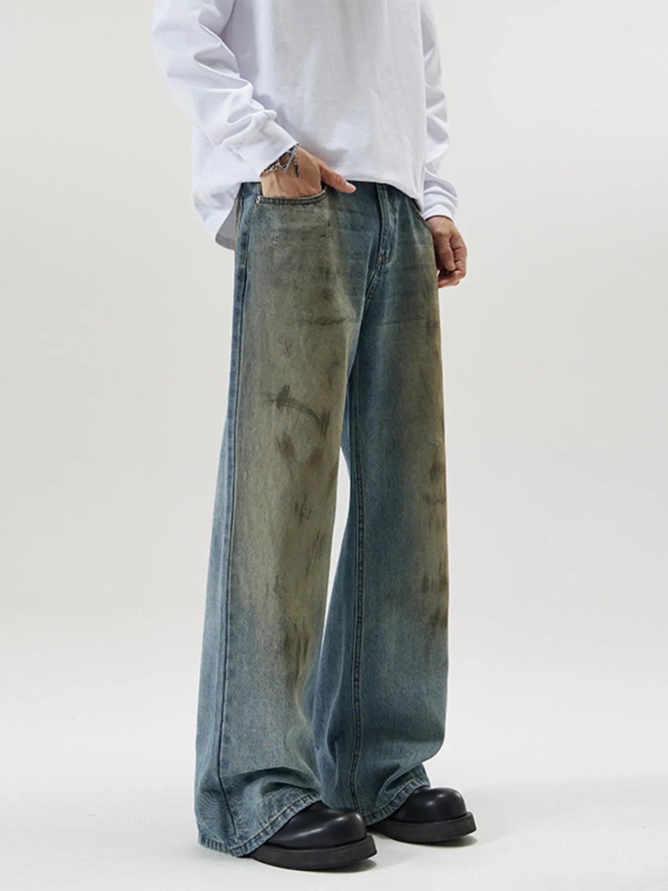 Men's Full Size Wide Leg Relaxed Fit Jeans Plus Size