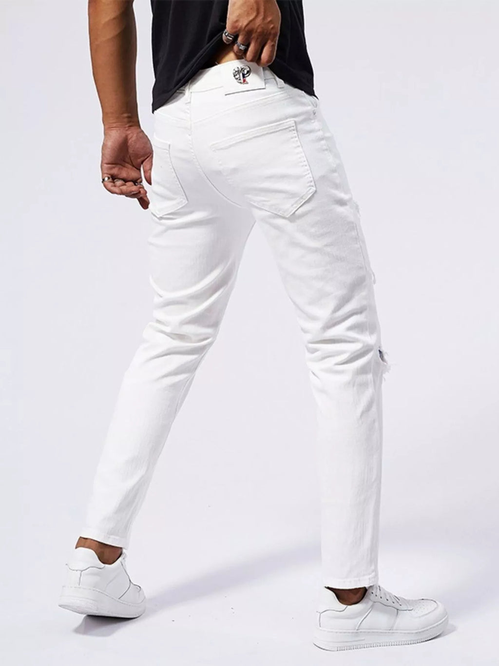 Men's Distressed Slim Fit Jeans