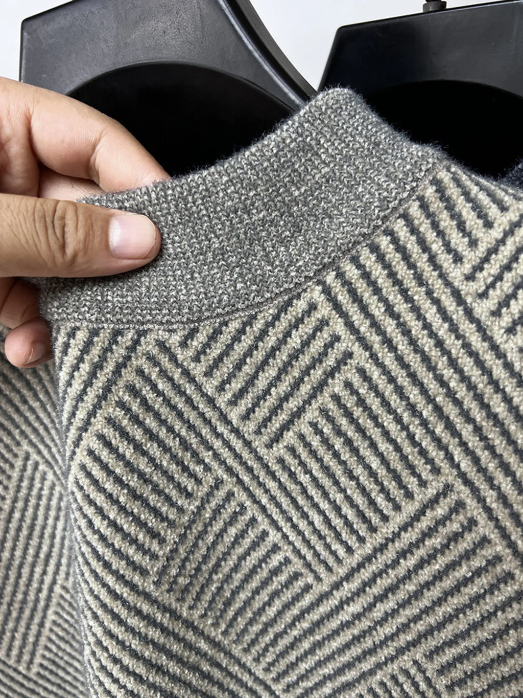 Men's Plus Size Textured Knit Long Sleeve Sweater