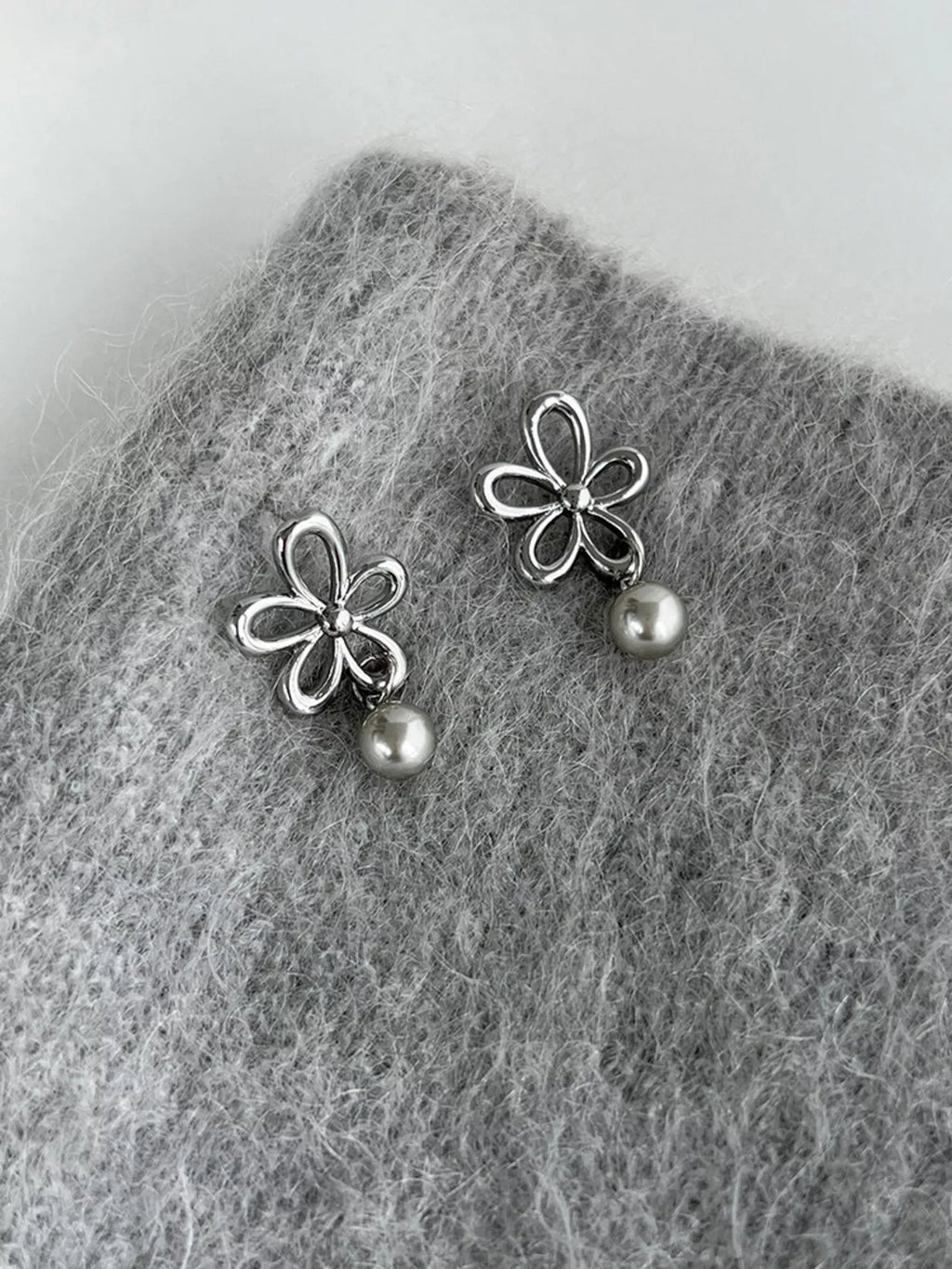 Flower Pearl Drop Earrings