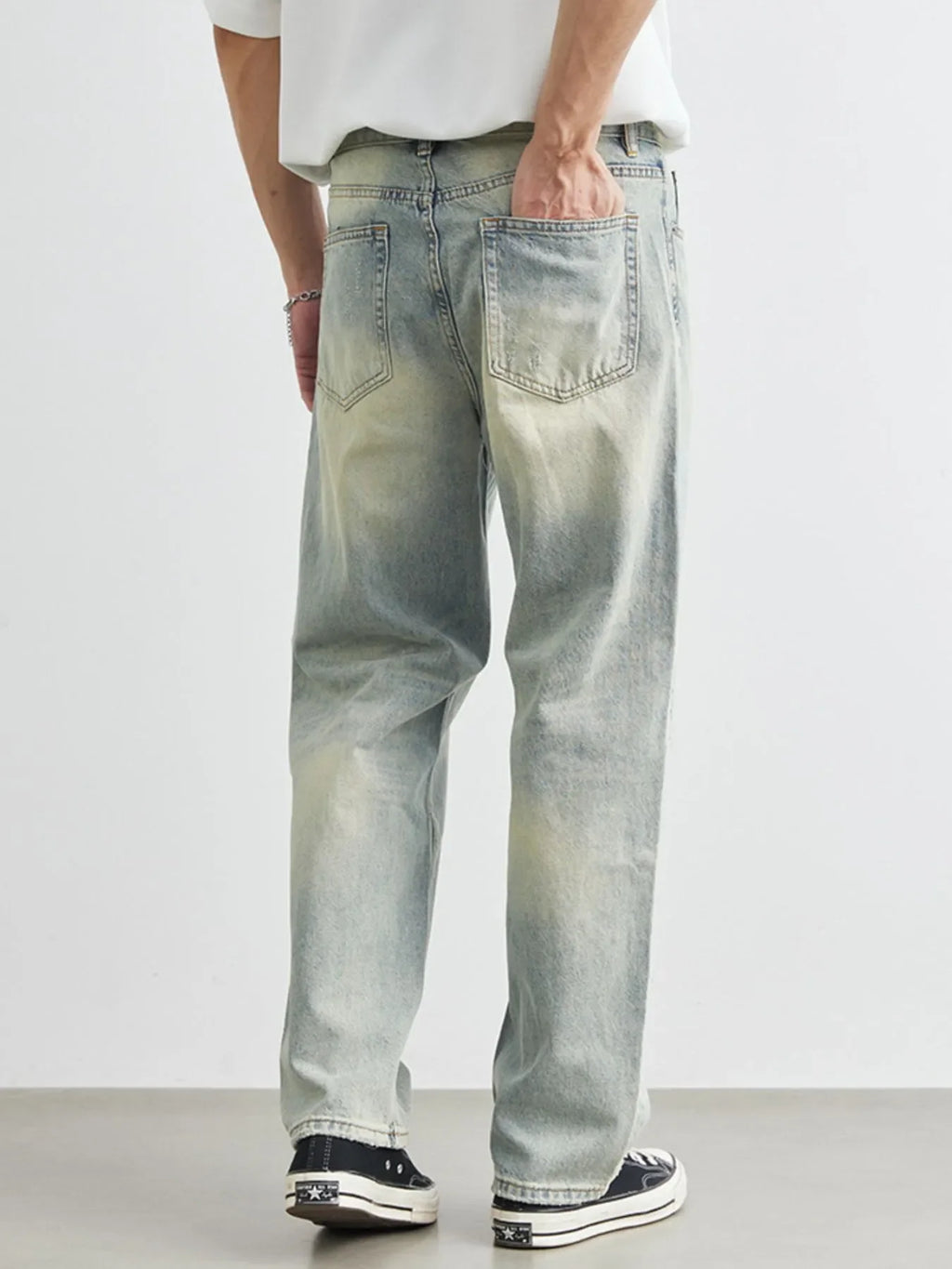 Men's Distressed Wash Wide Leg Jeans