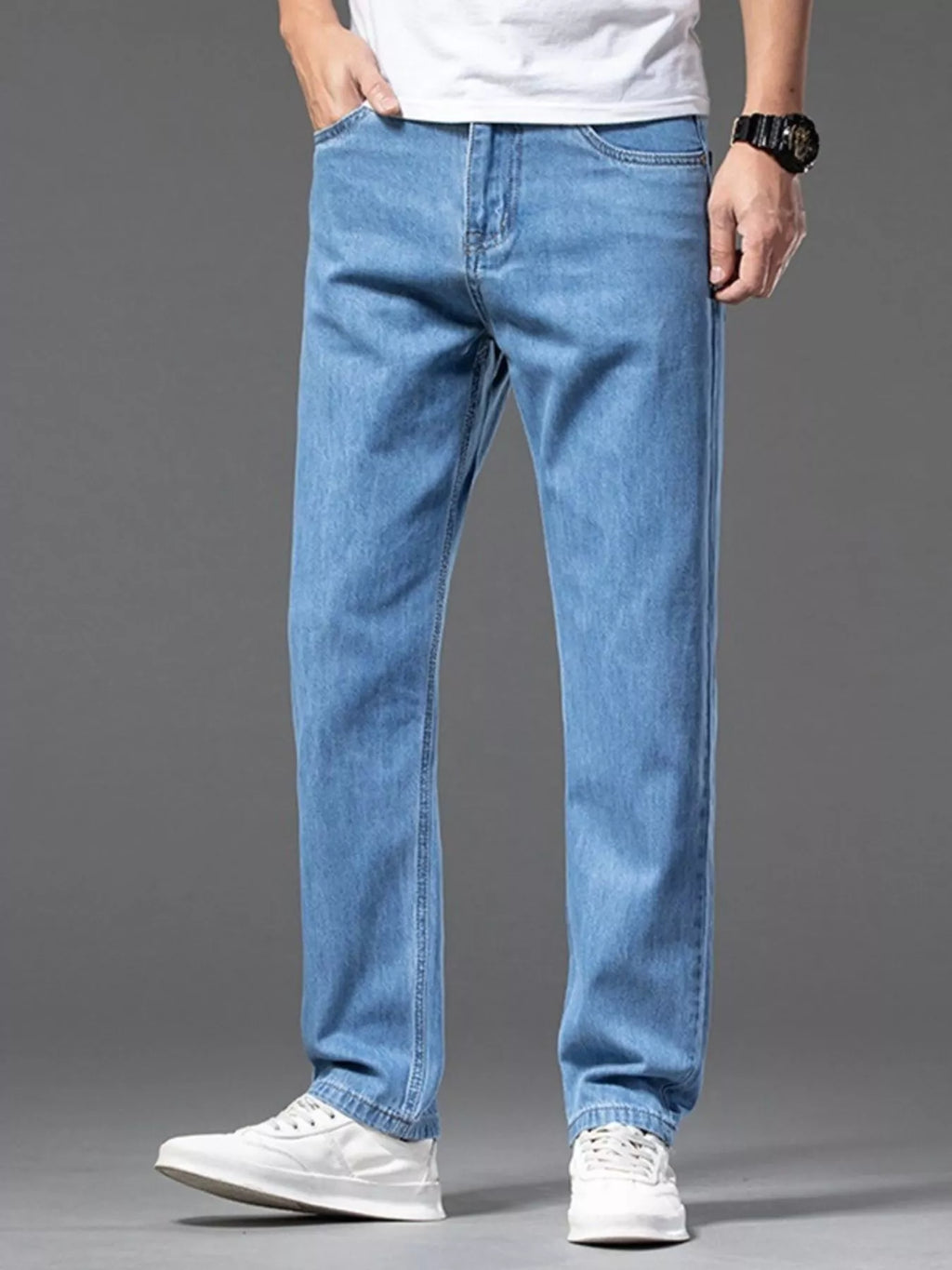 Men's Straight-Leg Jeans