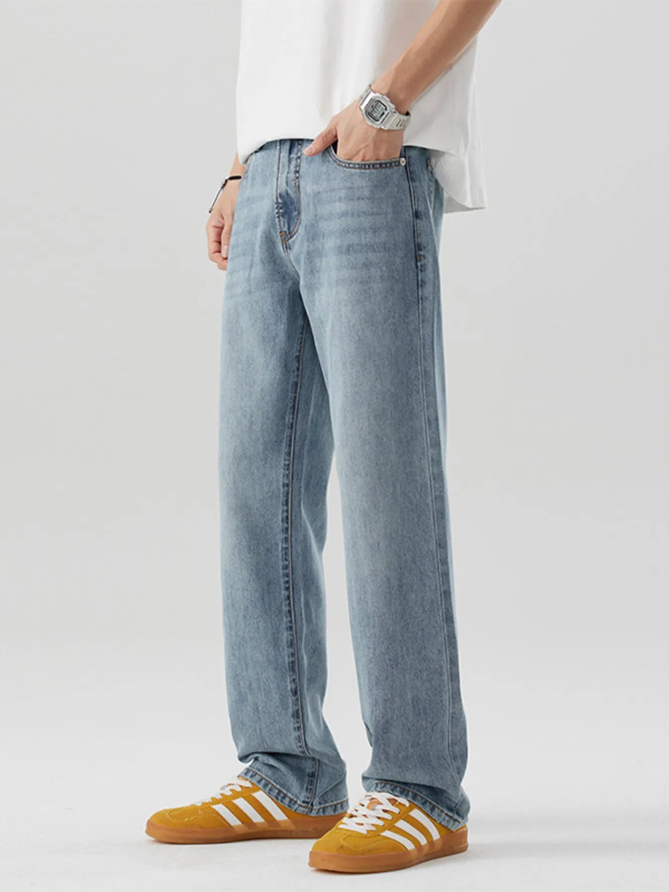 Men's Wash Relaxed Fit Jeans