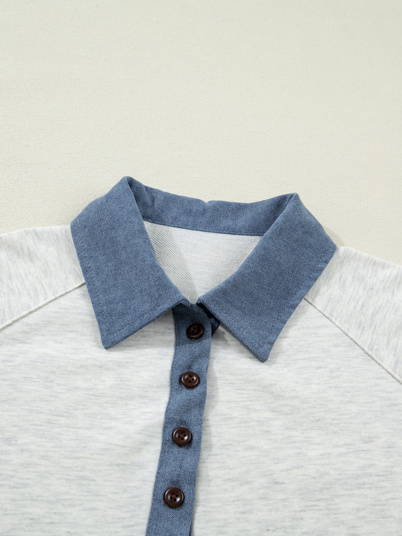 Contrast Trim Button Detail Top