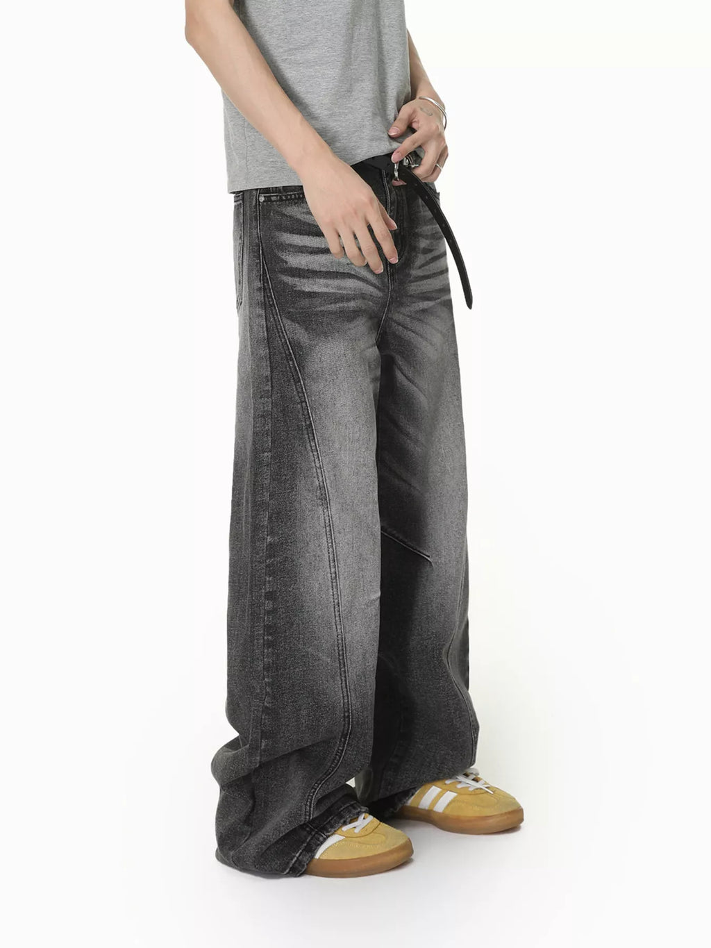 Men's Vintage Wash Wide Leg Jeans