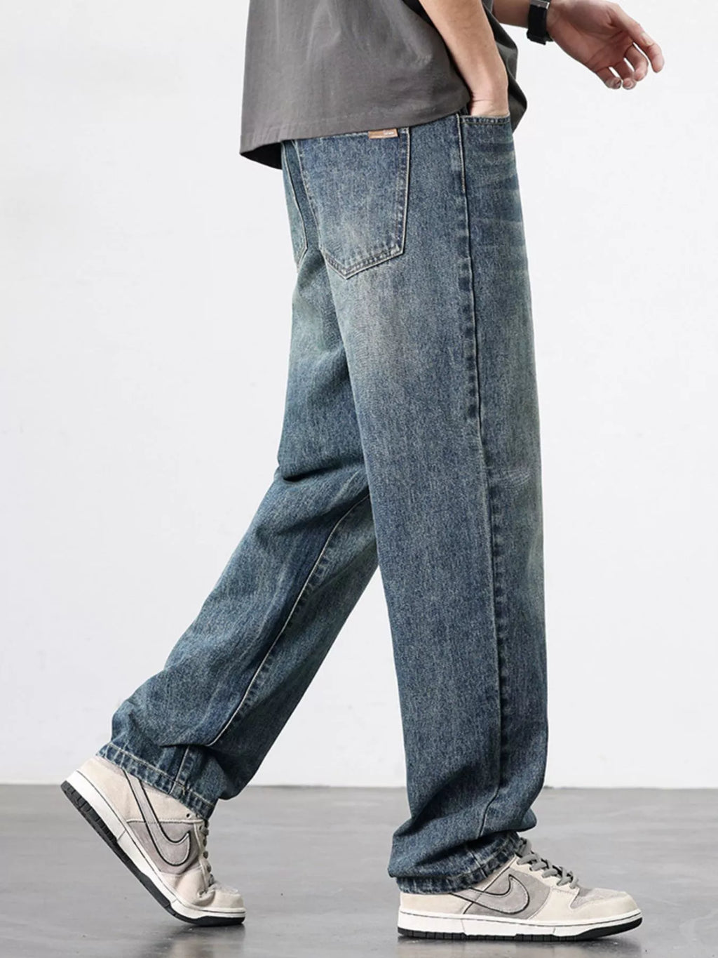 Men's Wash Relaxed Fit Jeans