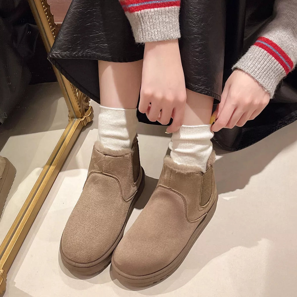 Round Toe Platform Boots