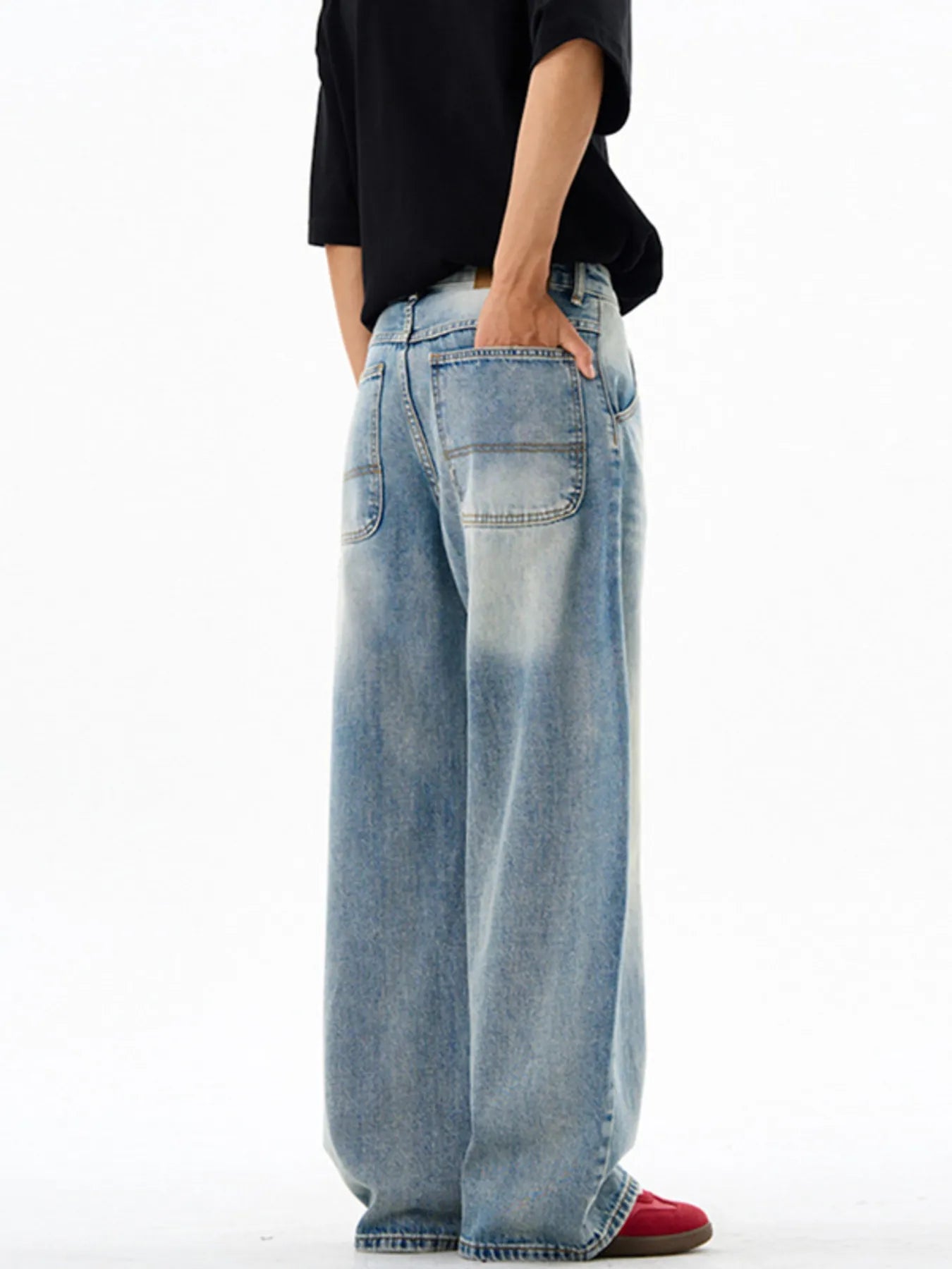 Men's Vintage Wash Wide Leg Jeans