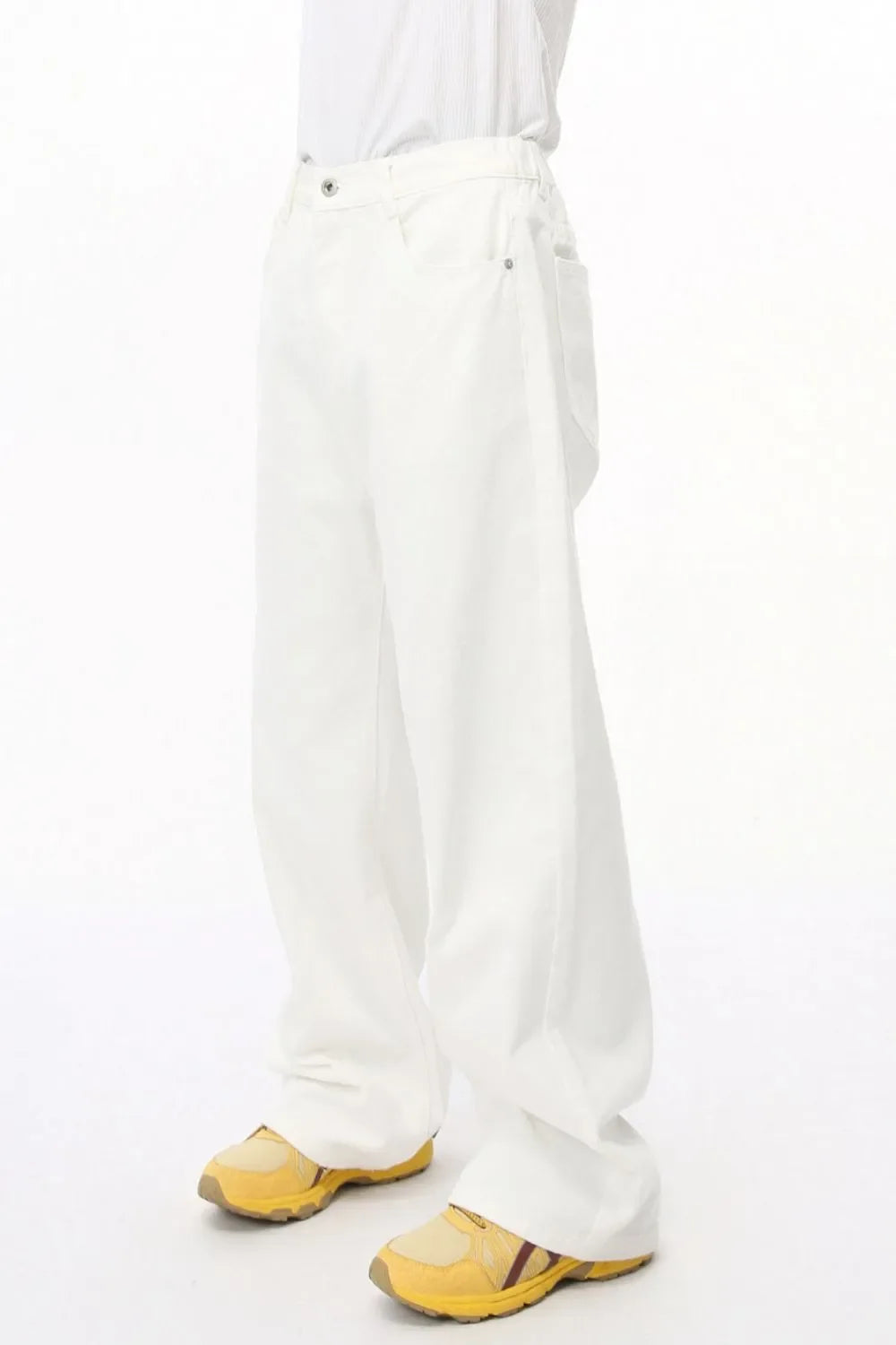Wide Leg Jeans with Pockets