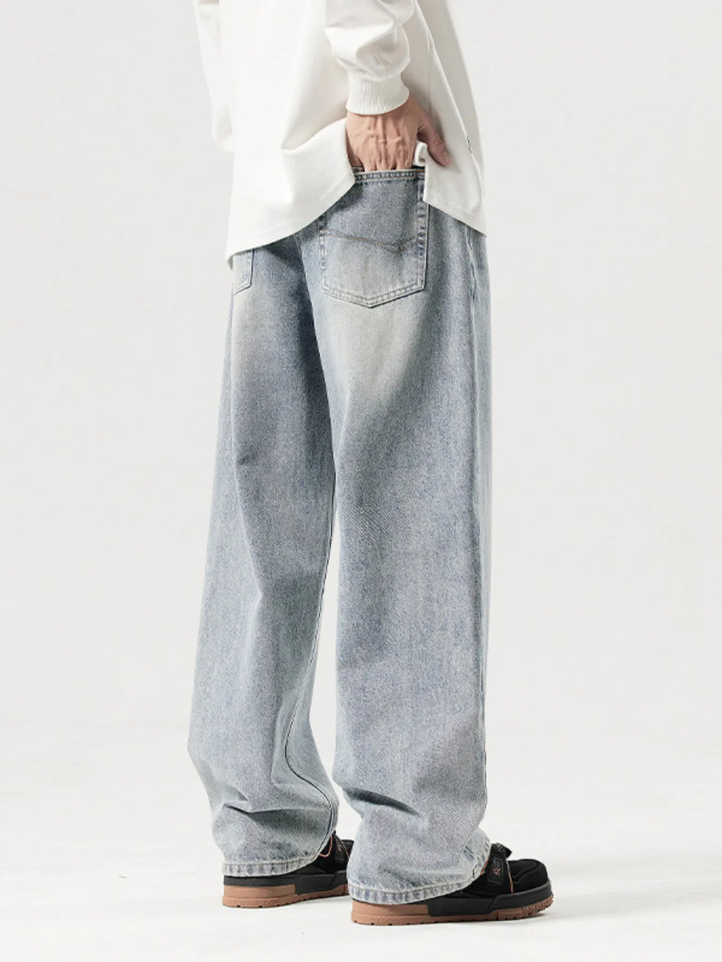 Men's Vintage Wash Wide Leg Jeans