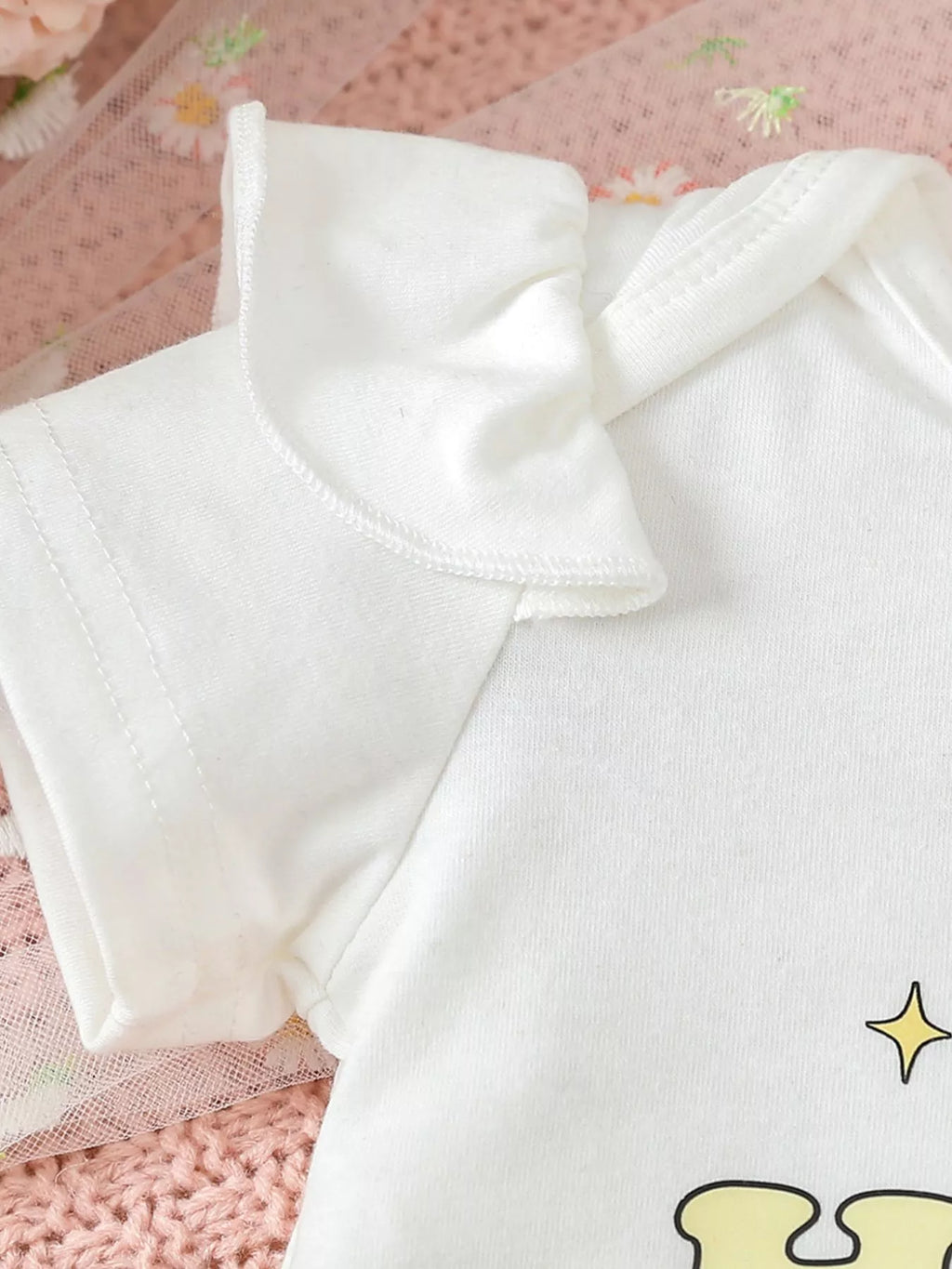 Children's Ruffled Short Sleeve Bodysuit and Shorts Set with Headband