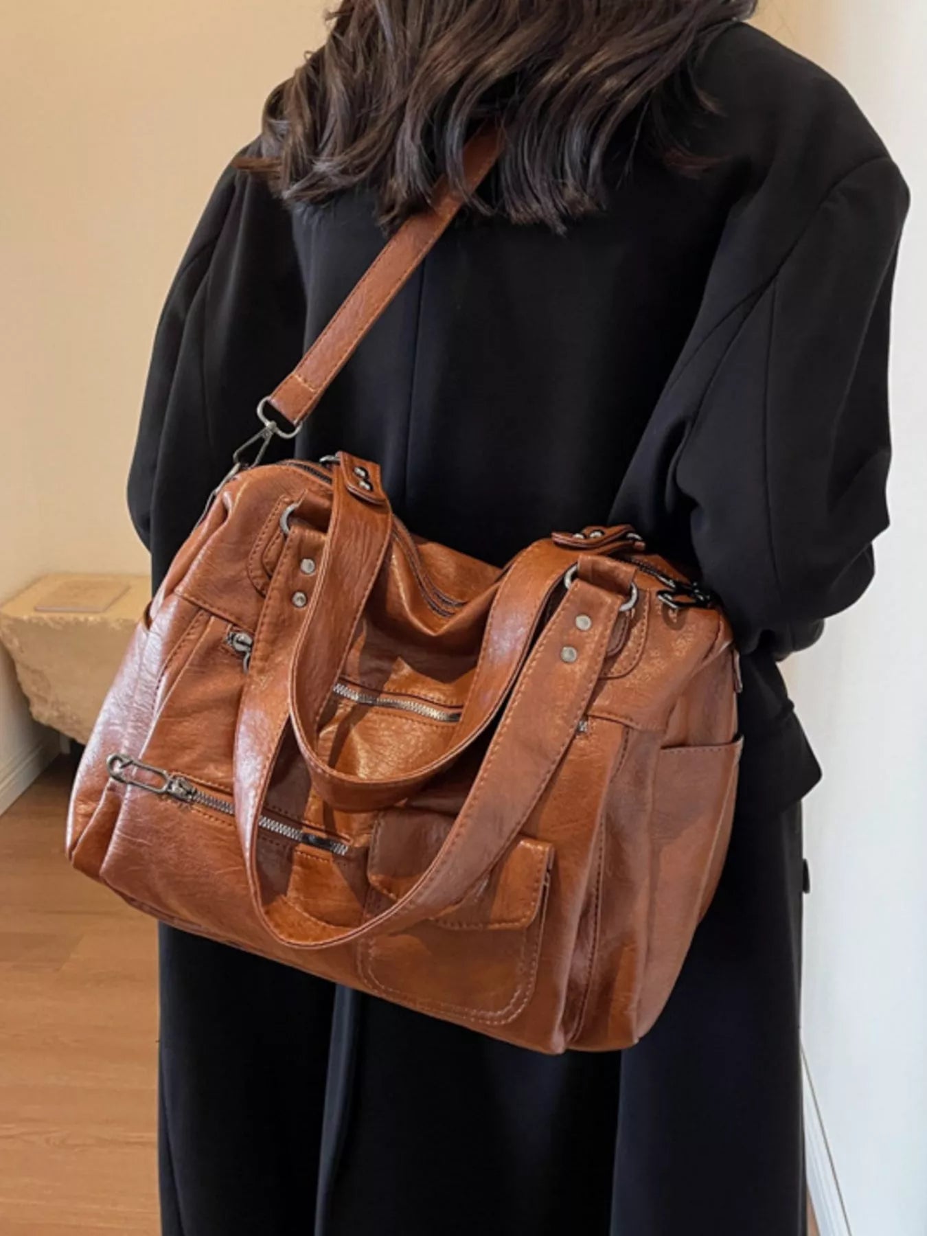 Vintage Style Multi-Pocket Crossbody Bag