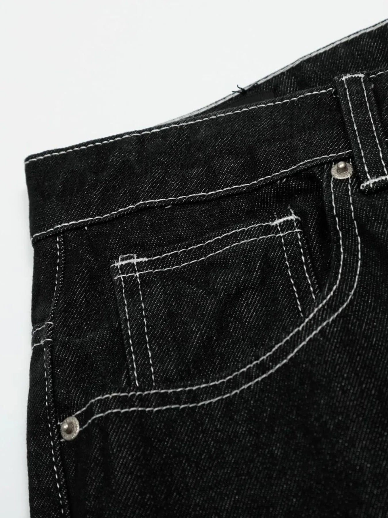 Men's Wide-Leg Contrast Stitch Jeans
