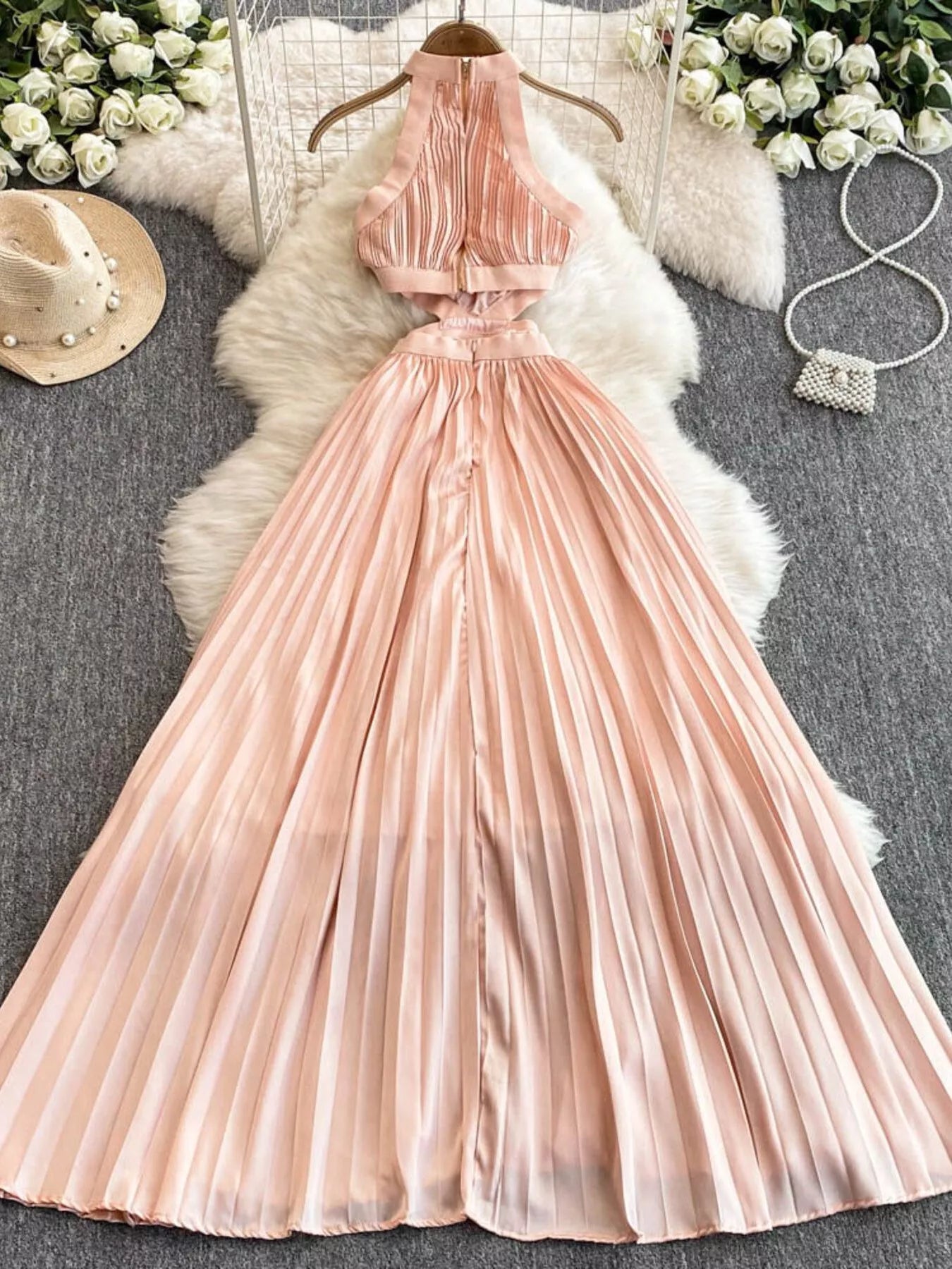 Halter Neck Pleated Maxi Dress