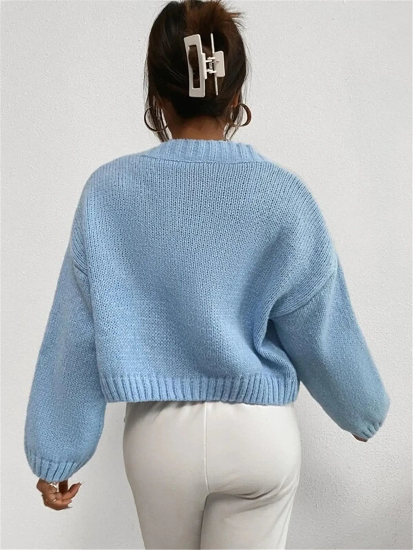 Contrast Cloud Pattern Cropped Button-Up Cardigan
