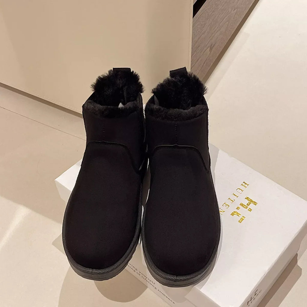 Round Toe Platform Boots