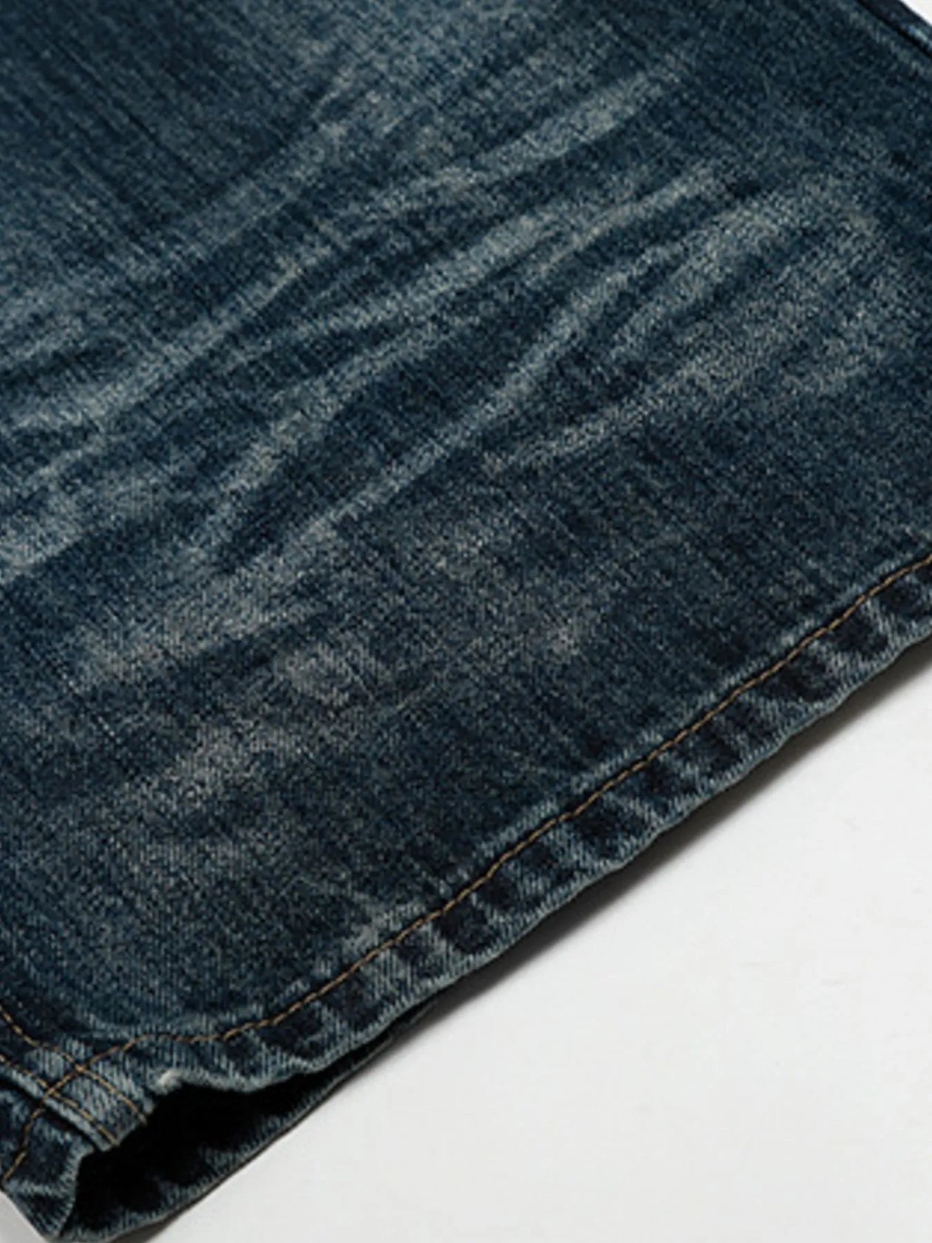 Men's Washed Wide-Leg Jeans