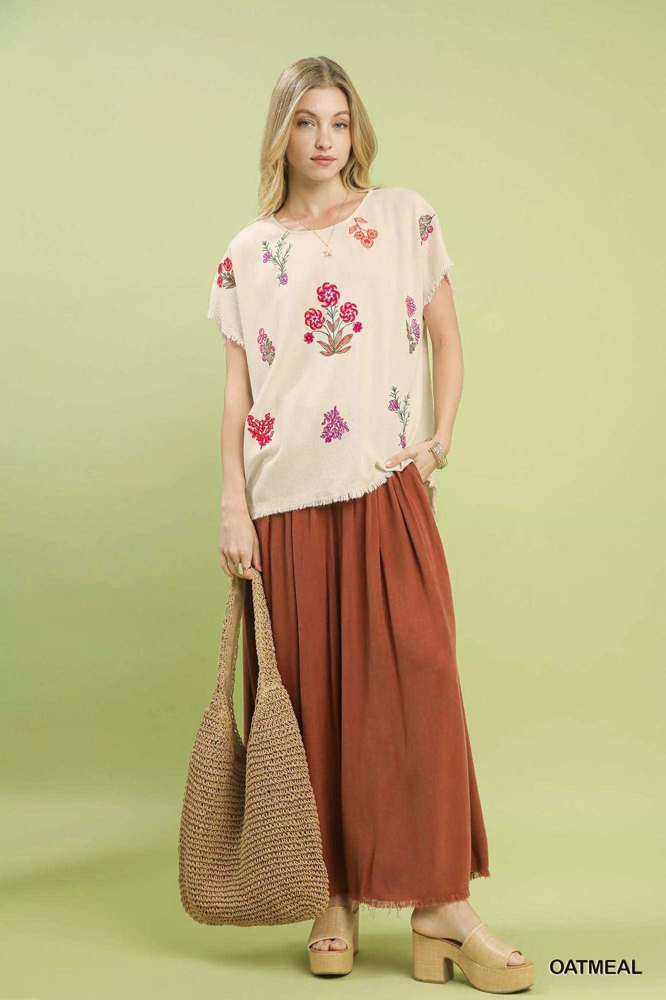 Umgee Linen Blend Embroidered Frayed Hem Top