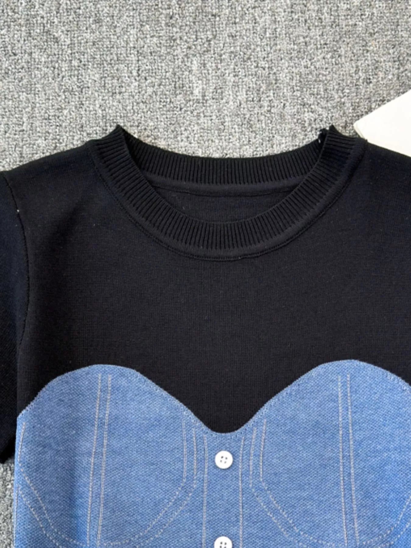 Color Block Short Sleeve Knit T-Shirt
