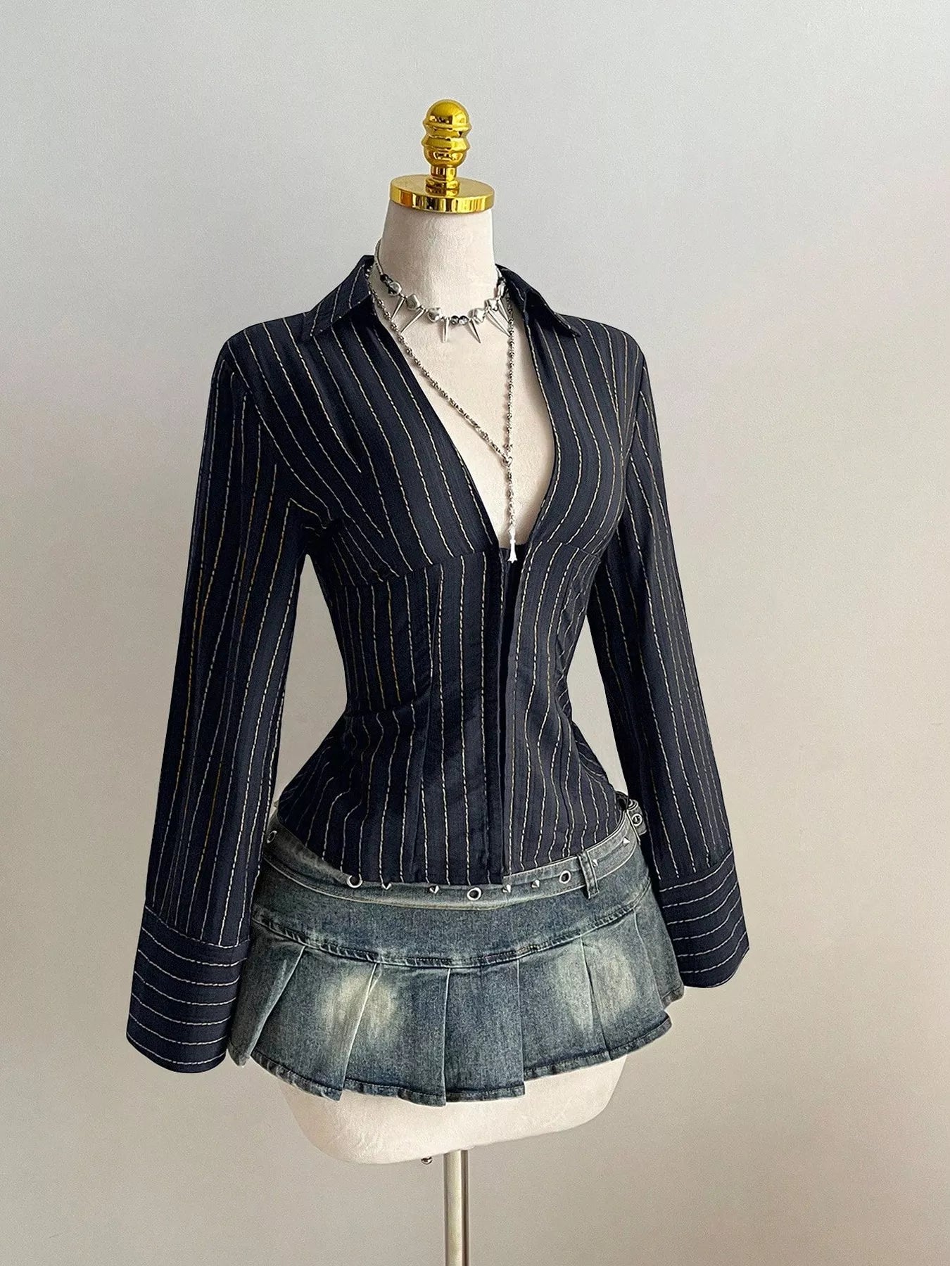Striped Long Sleeve Fitted Blouse