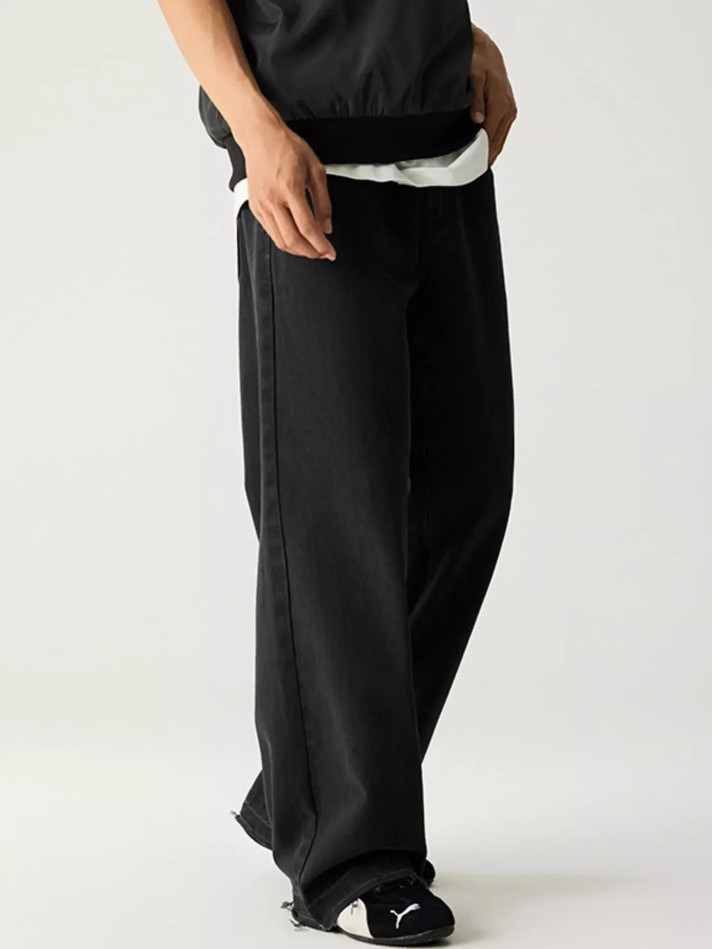 Men's Wash Relaxed Fit Wide Leg Jeans