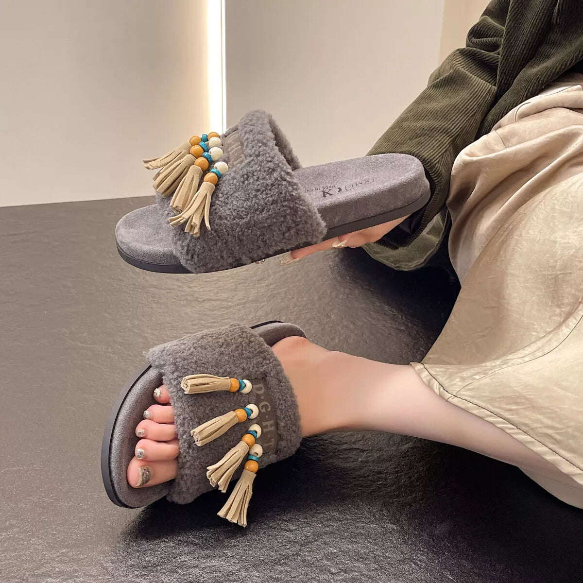 Tassel Open Toe Slippers