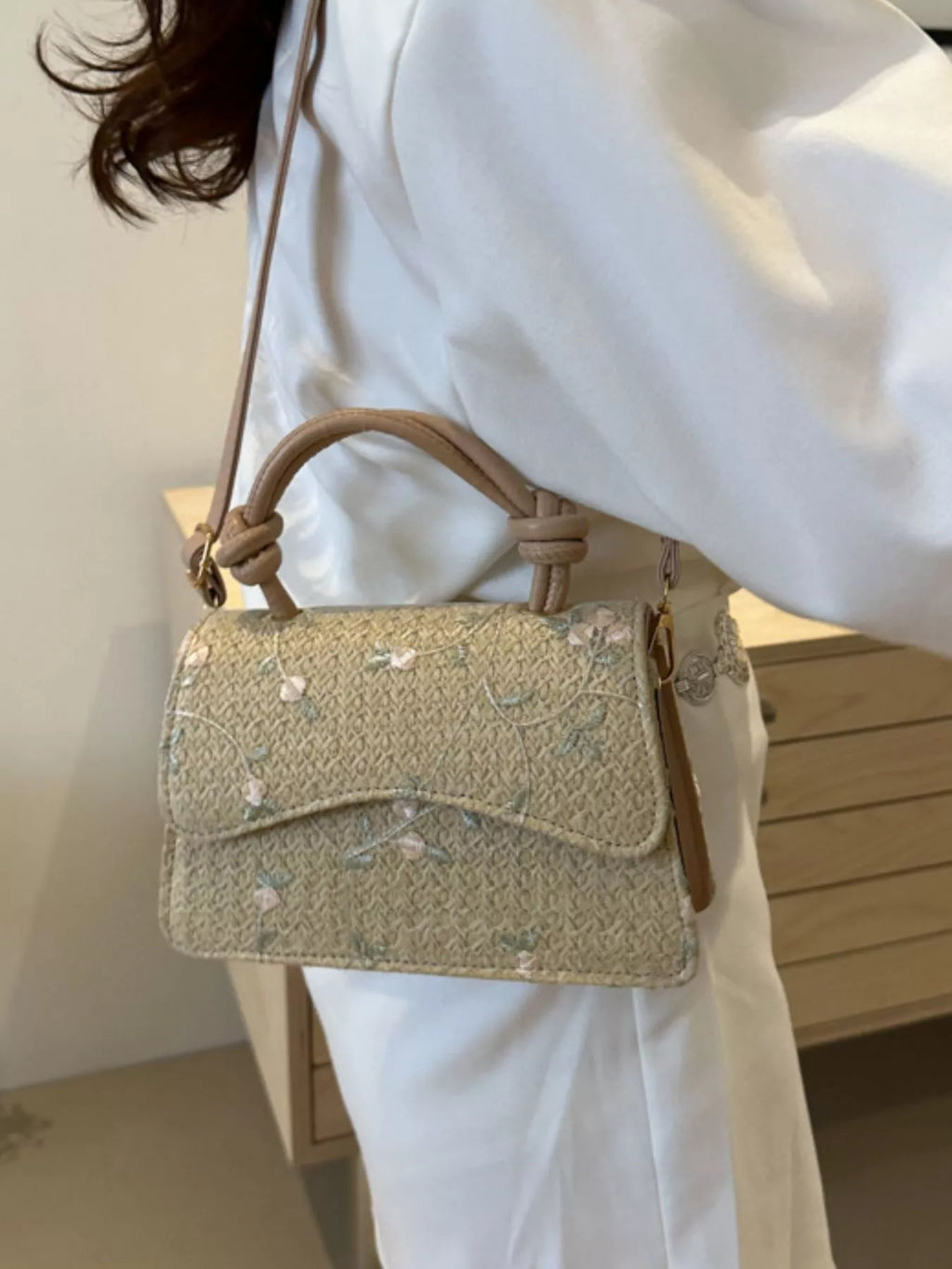 Floral Embroidered Straw Woven Crossbody Bag
