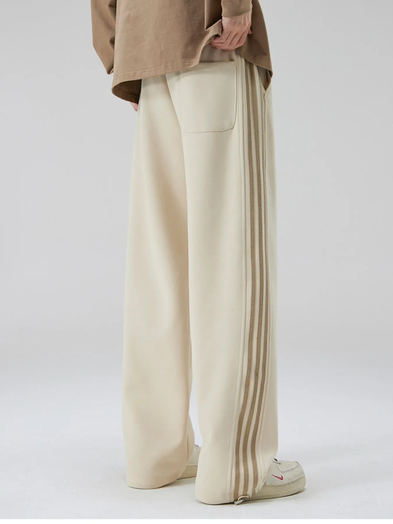 Men's Plus Size Relaxed Fit Pants with Side Stripes