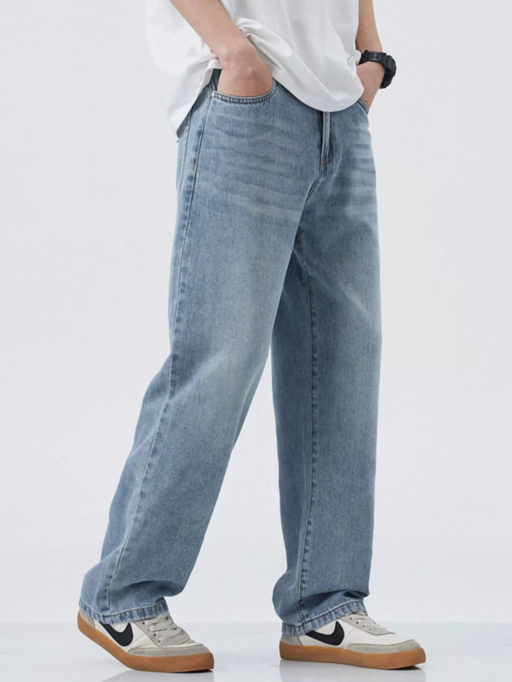 Men's Wide Leg Relaxed Fit Jeans