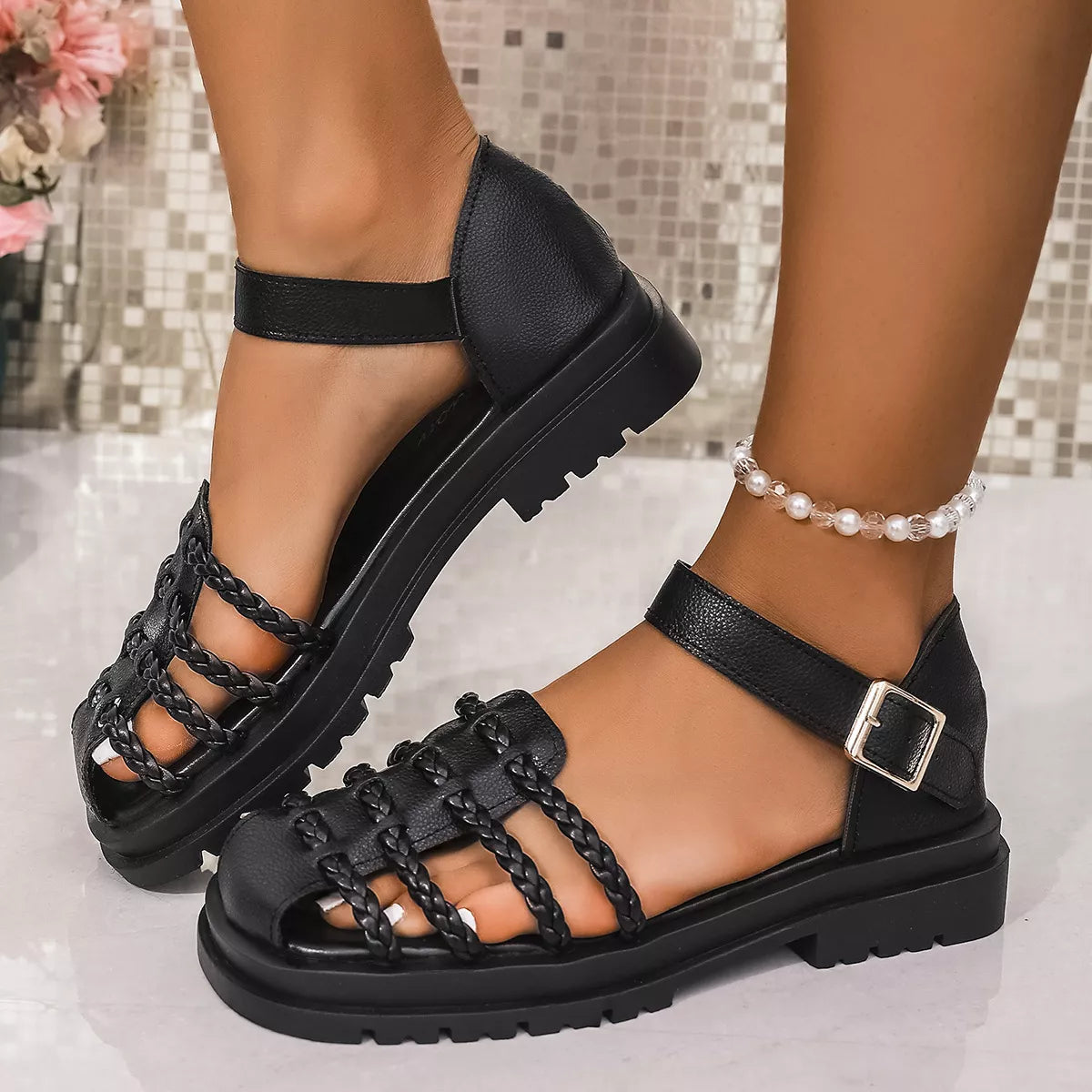 Round Toe Platform Sandals