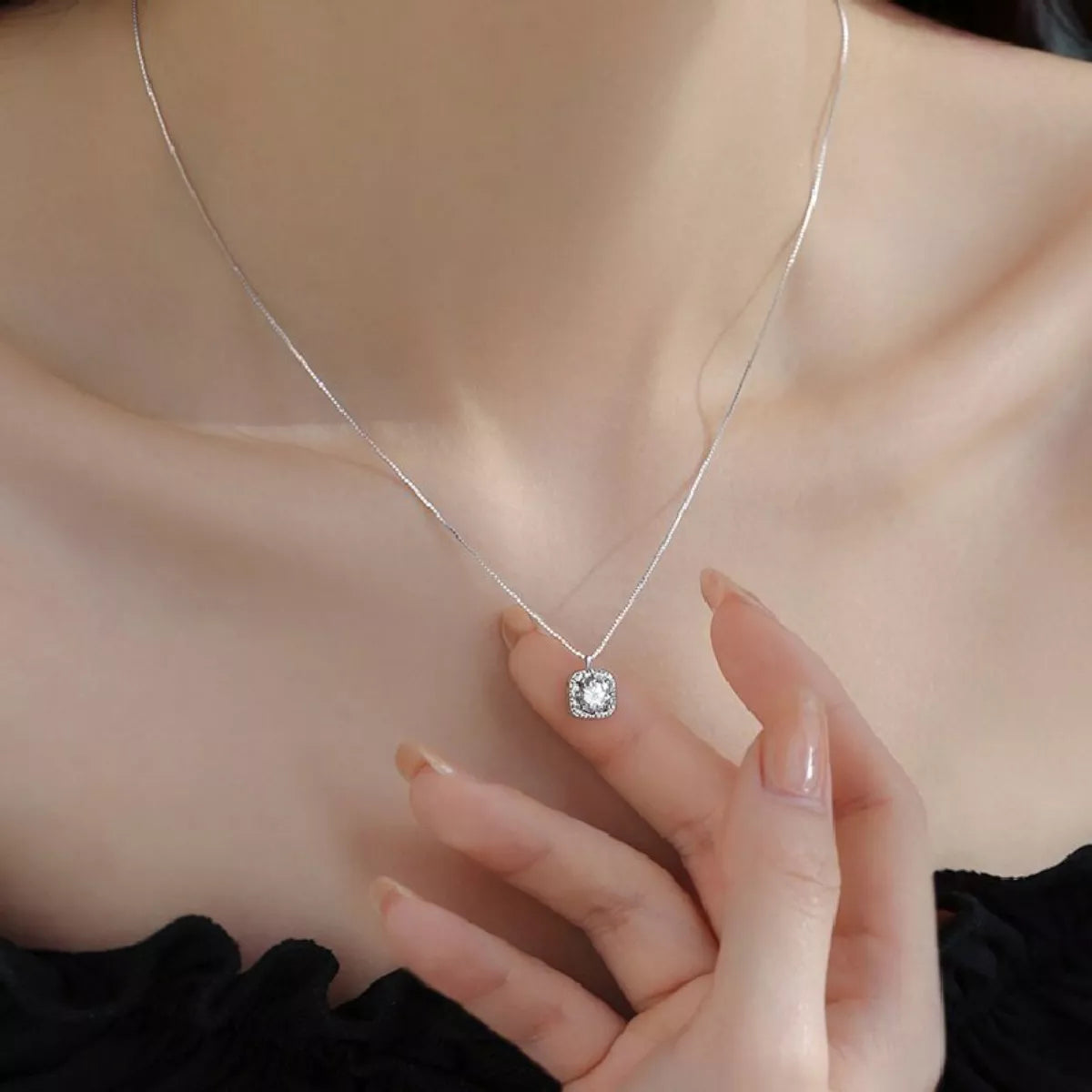 925 Sterling Silver Zircon Pendant Necklace